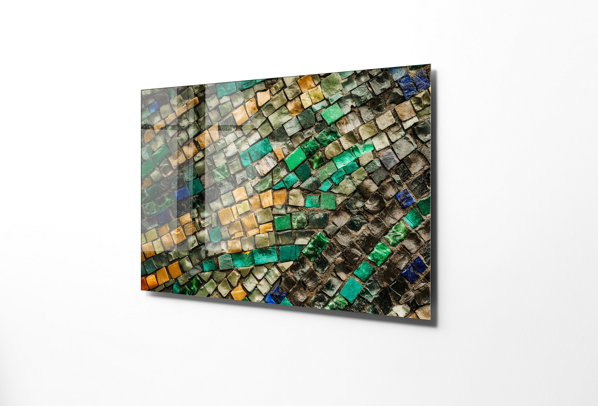 981GLS1724Tribo Home