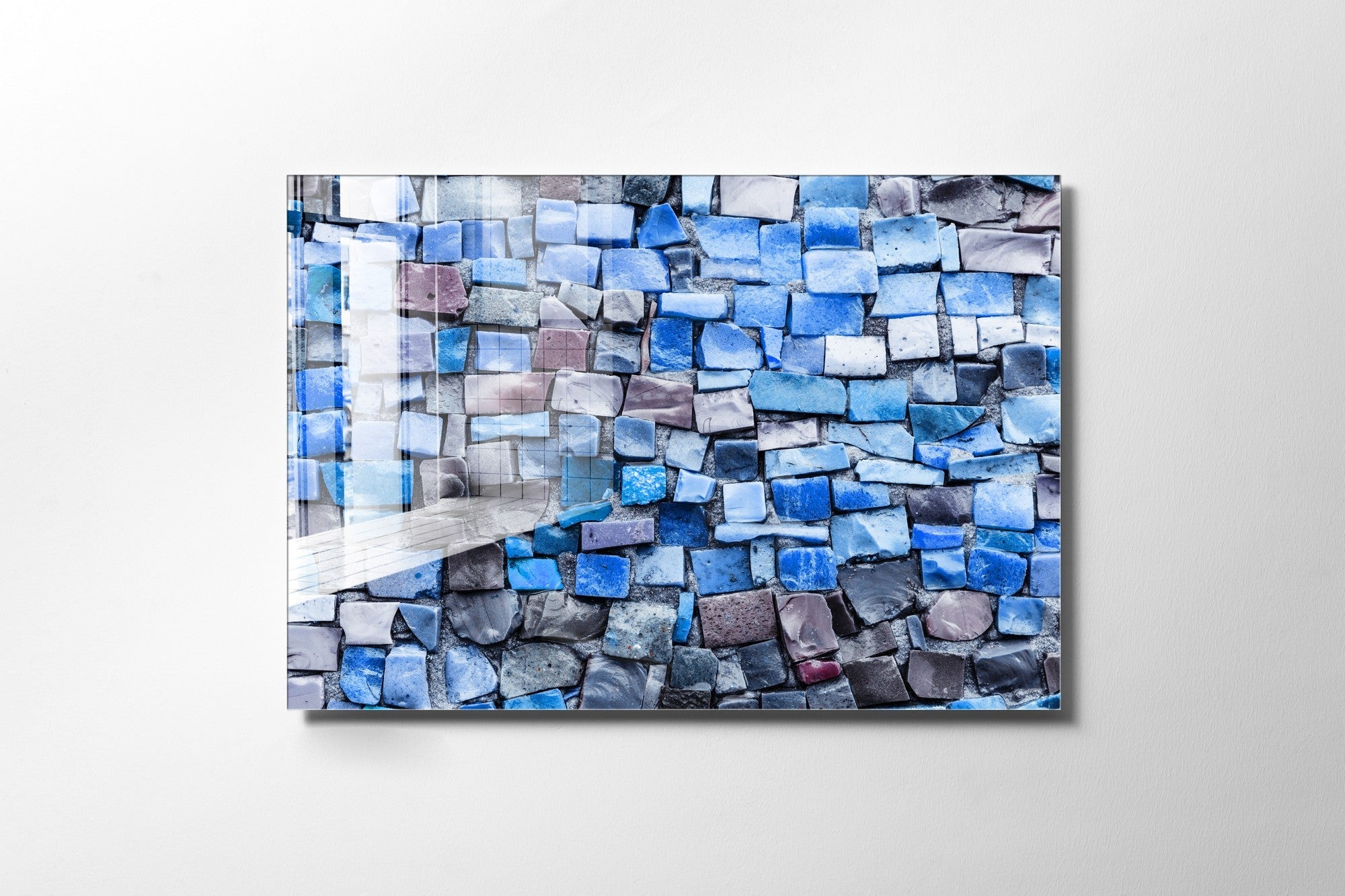 981GLS1730Tribo Home