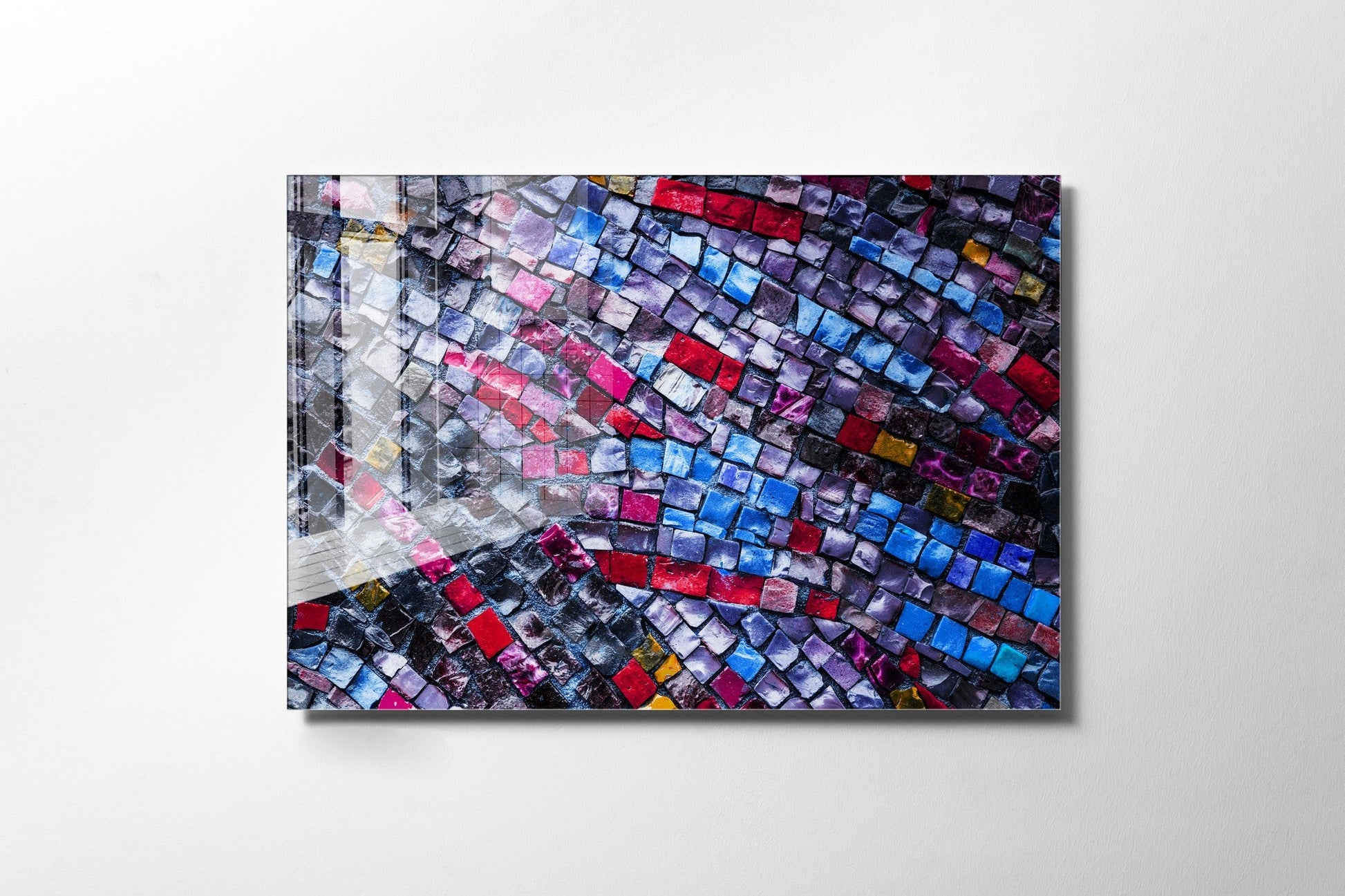 981GLS1734Tribo Home