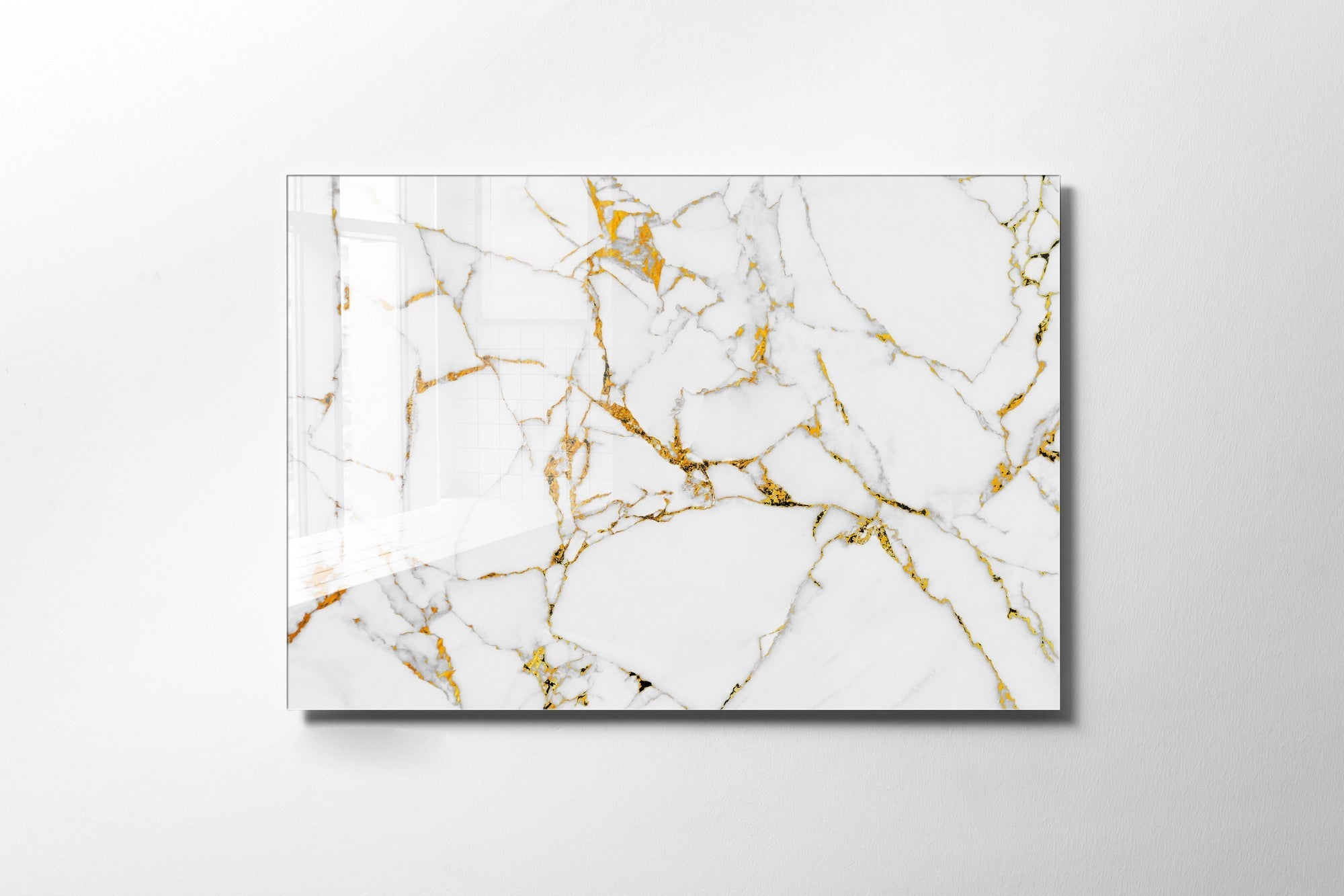 981GLS1748Tribo Home