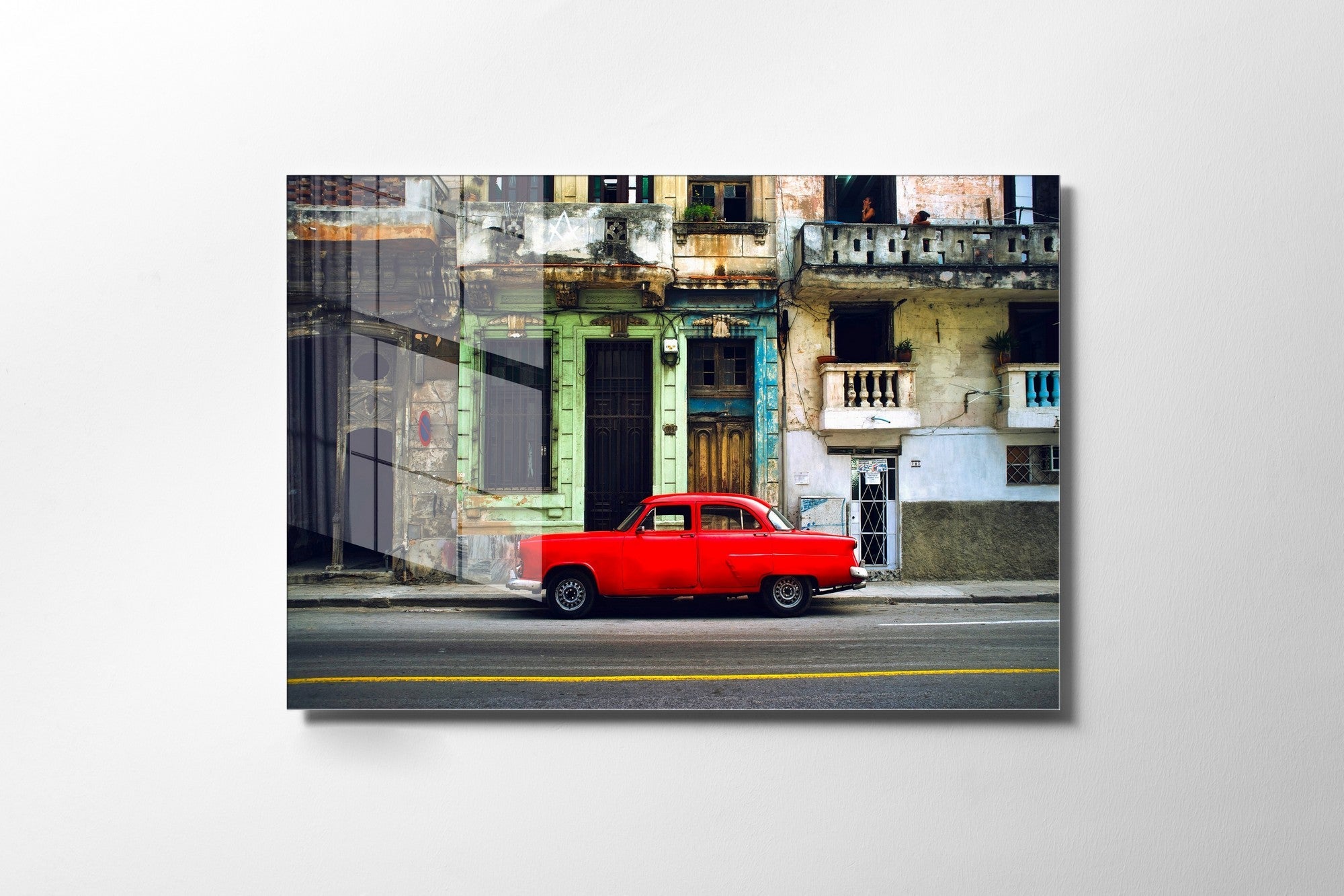 981GLS2331Tribo Home