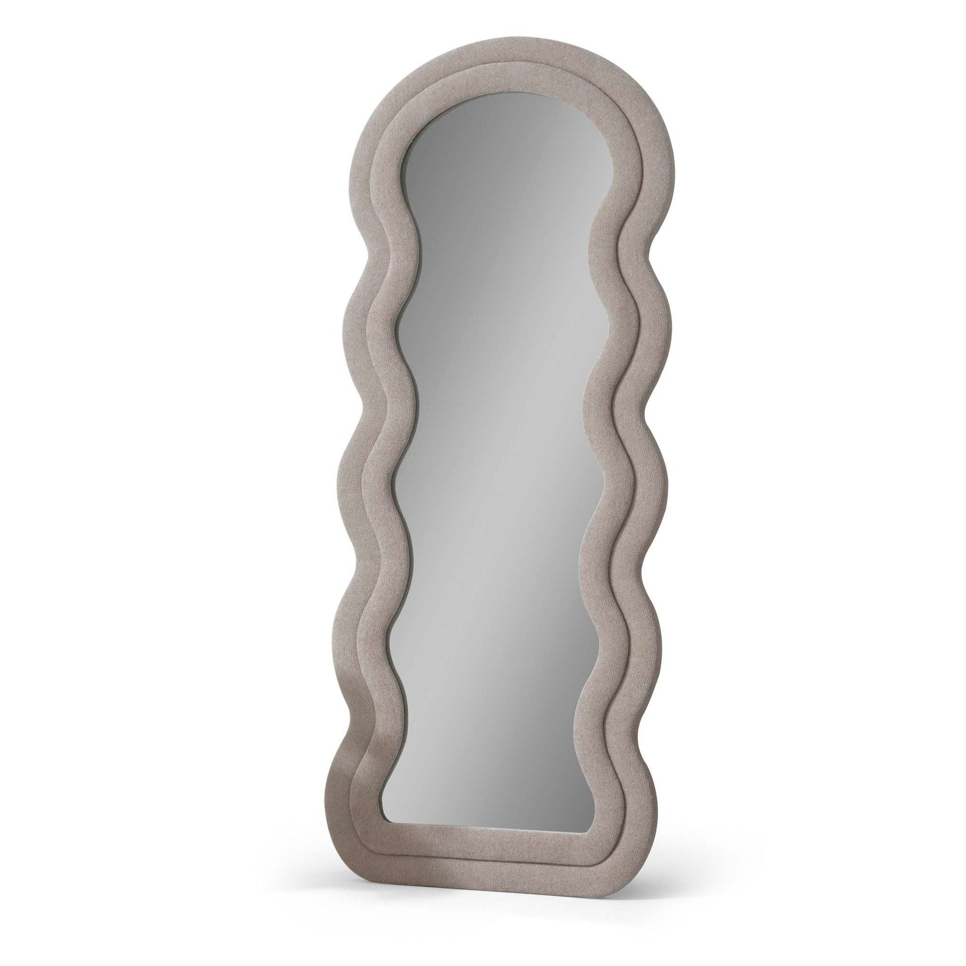 985ETR1135Tribo Home