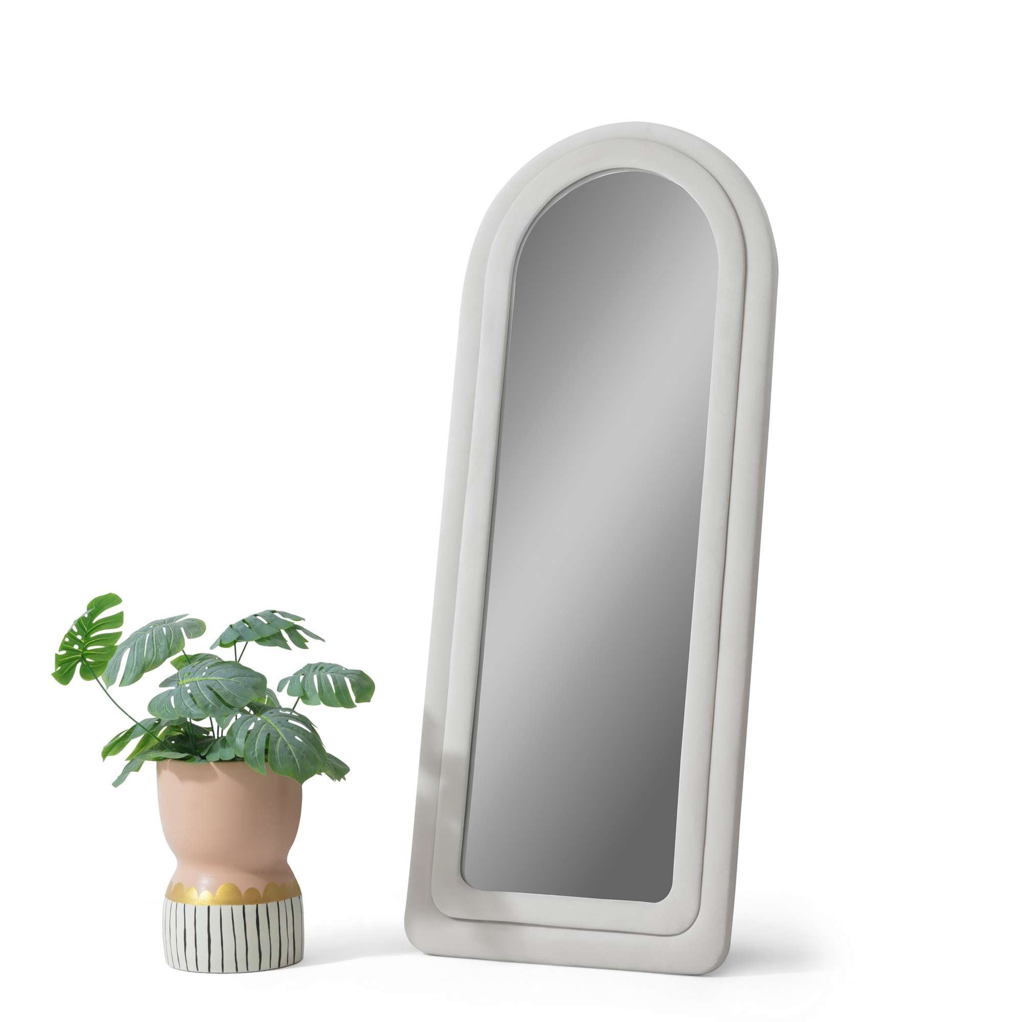 985ETR1143Tribo Home