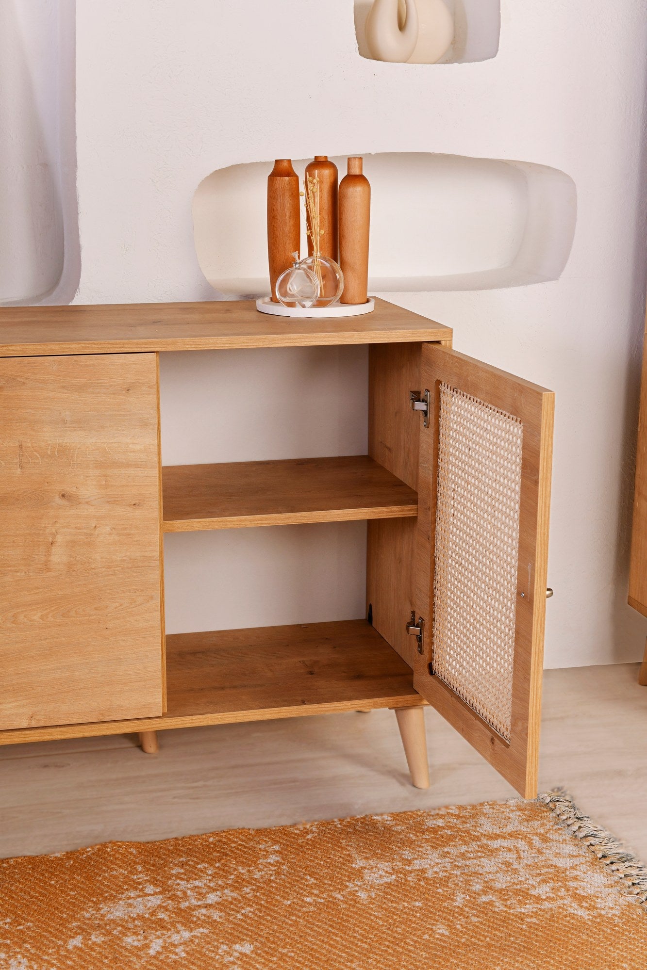 Aparador – 180 x 41 x 81 cm – Carvalho – Painel de partículas revestido a melamina