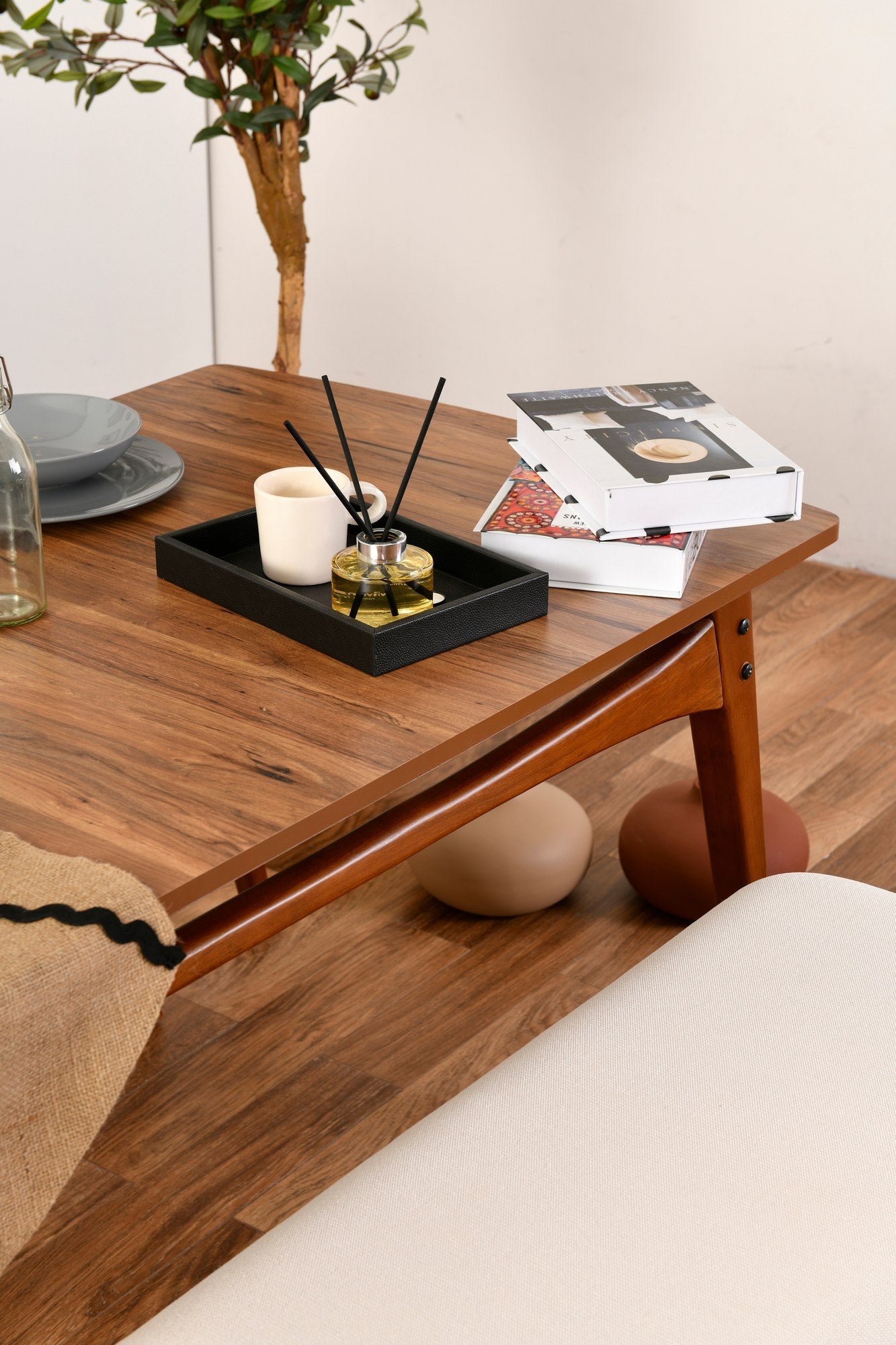 Conjunto de mesa e cadeiras (4 peças)-Touch-Nozes
Creme