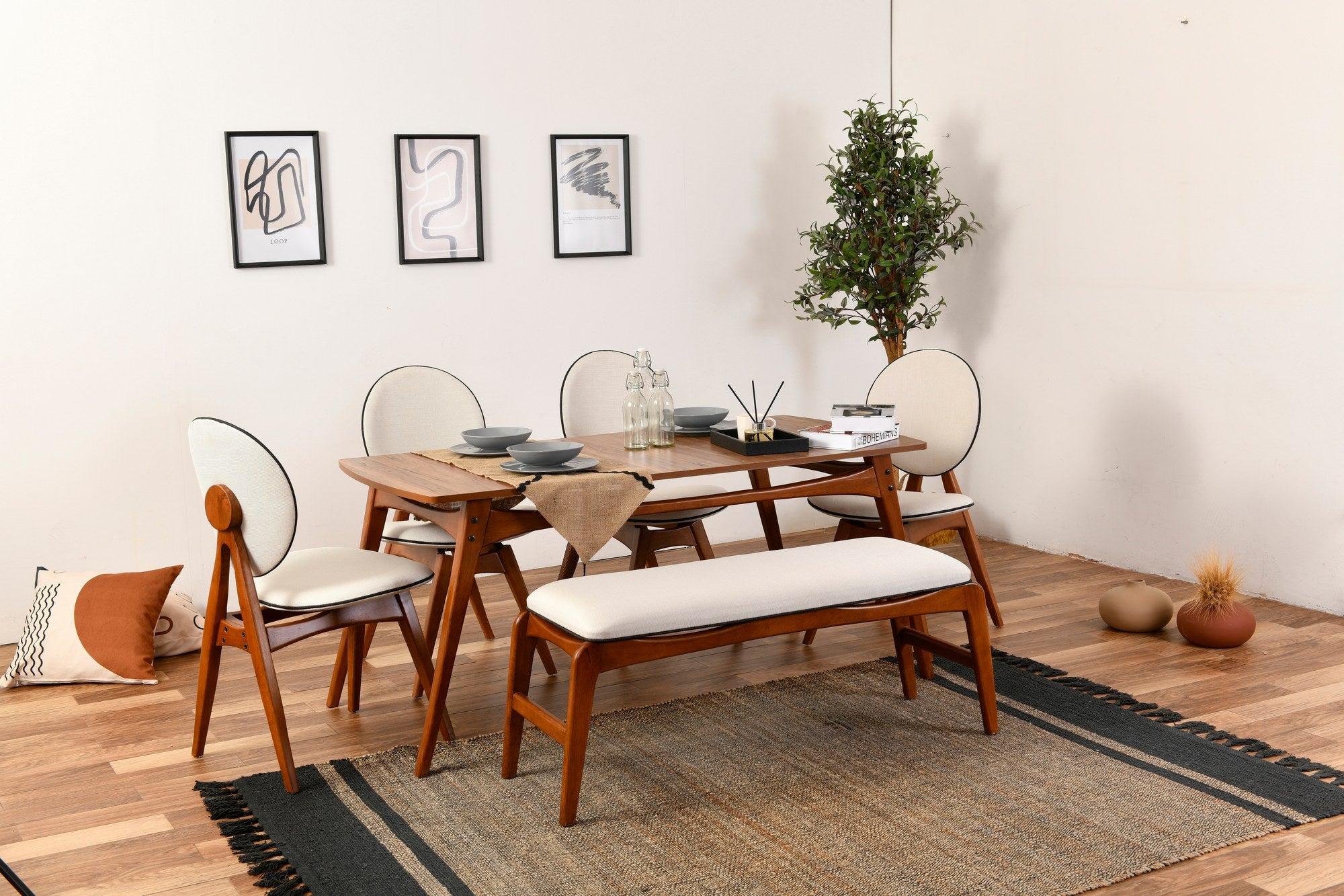 Elegante conjunto de mesa e cadeiras de 6 peças, nogueira e creme, 100% madeira de carpa, 18 mm de espessura | Mesa espaçosa de 78 x 160 cm, cadeiras e banco confortáveis | Perfeito para jantar e reuniões