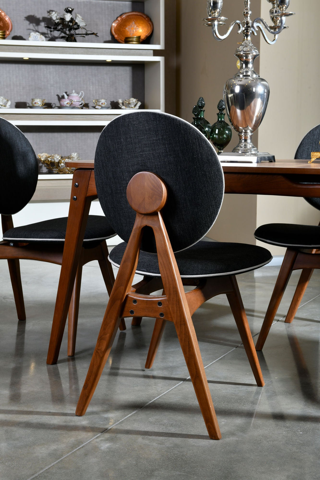 Conjunto de mesa e cadeiras (5 peças)-Touch-Nogueira
Antracite