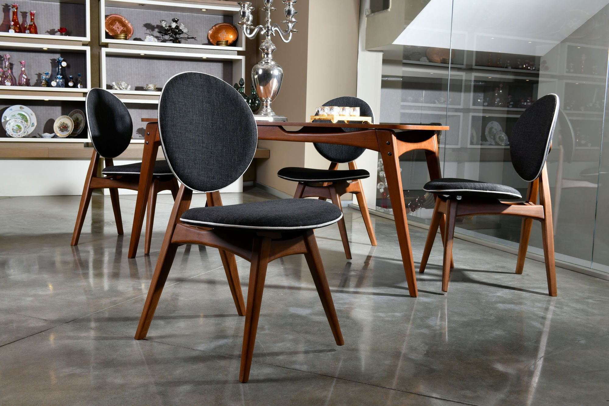 Conjunto de mesa e cadeiras (5 peças)-Touch-Nogueira
Antracite