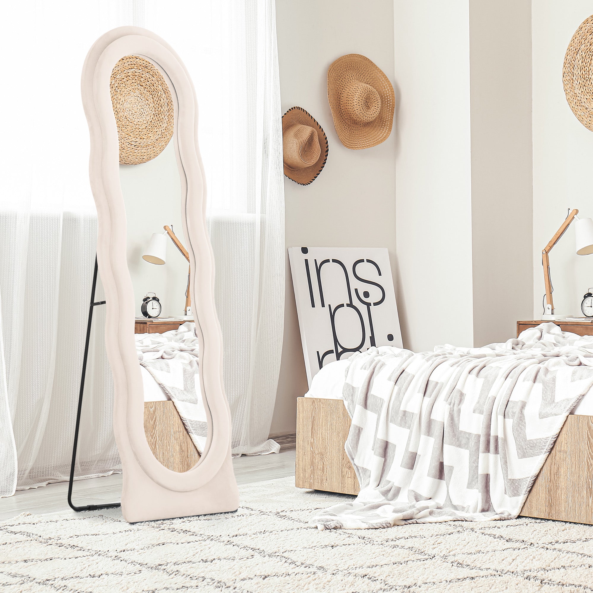 Espelho de Pé 50x160 cm Creme Branco - Design Assimétrico em Veludo