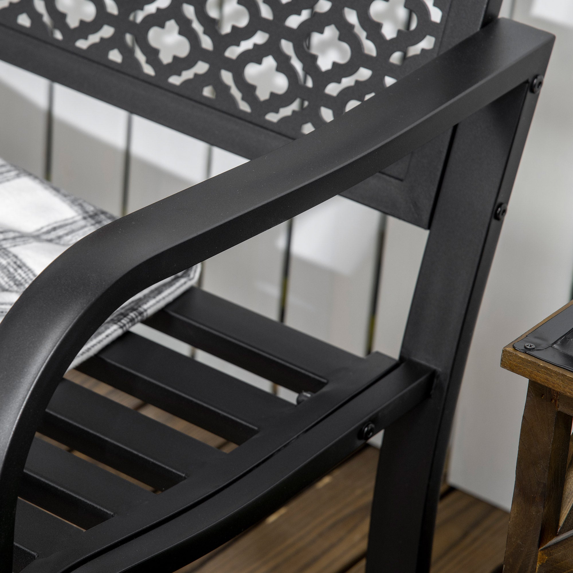 Banco de Jardim 2 Lugares Preto 127x63x83cm - Elegância e Conforto para o seu Espaço Exterior