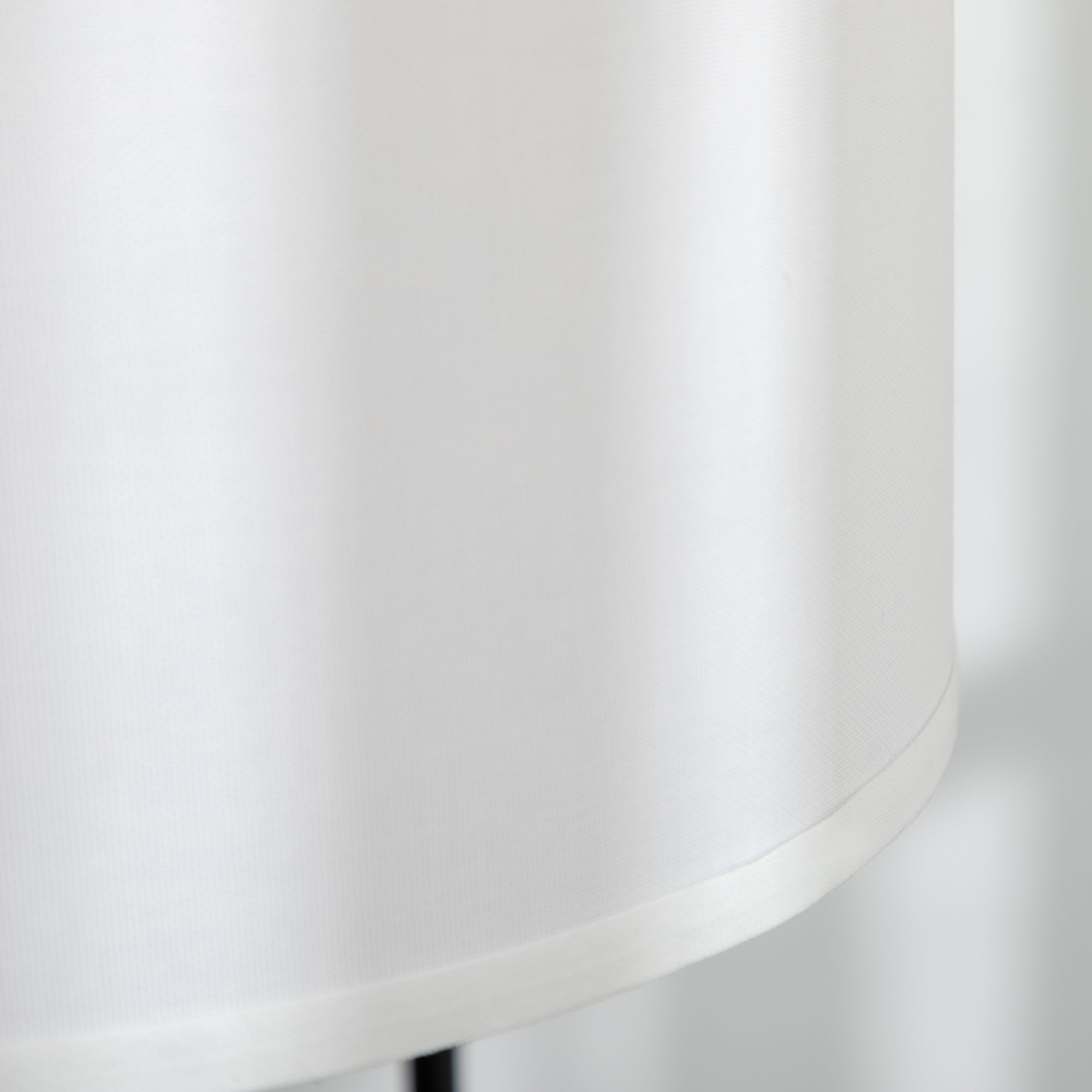 Candeeiro de Pé Moderno com Ecrã de Linho 64x38x163,5cm Branco e Preto