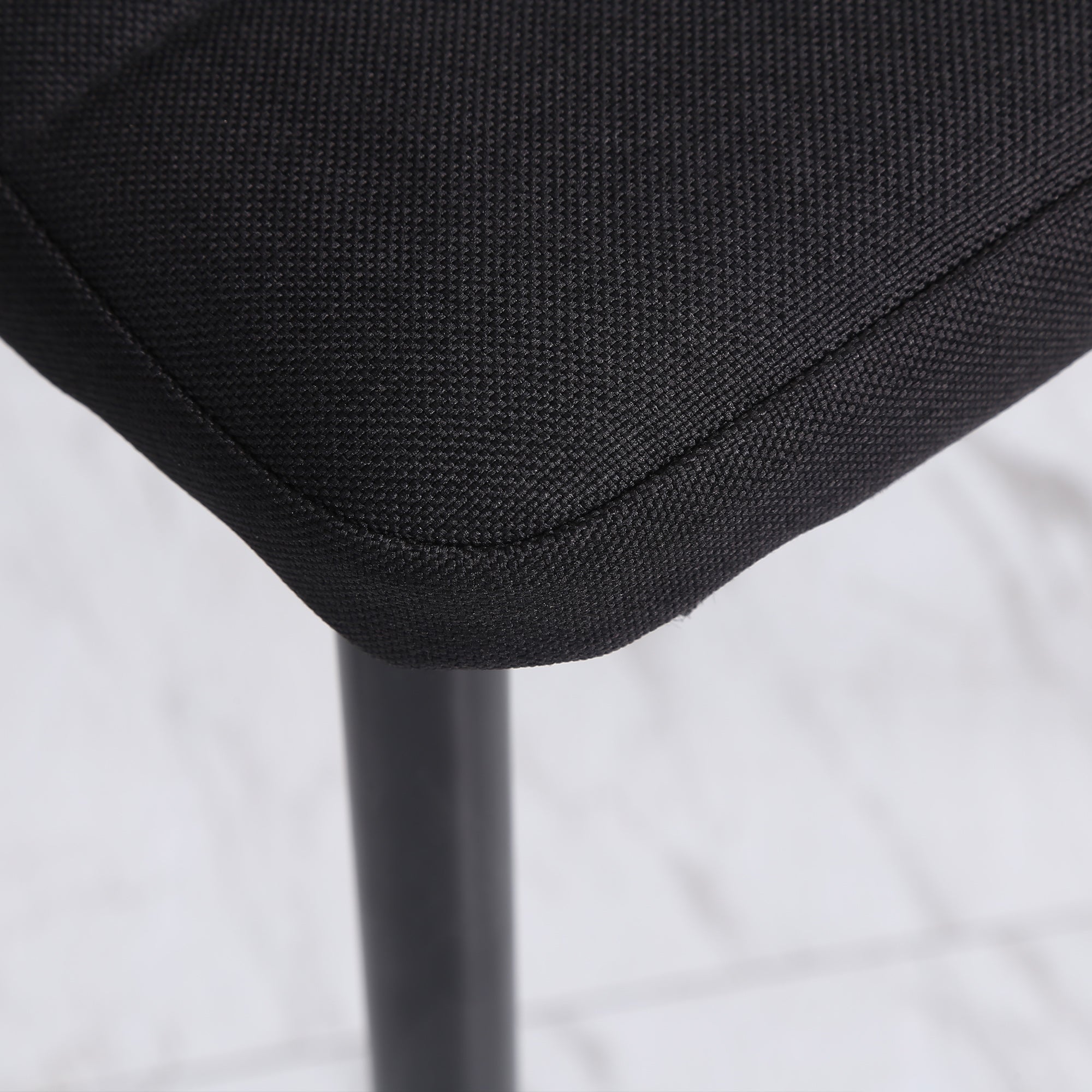 Conjunto de 4 Cadeiras Estofadas – 41x50x97 cm – Preto – Linho sintético