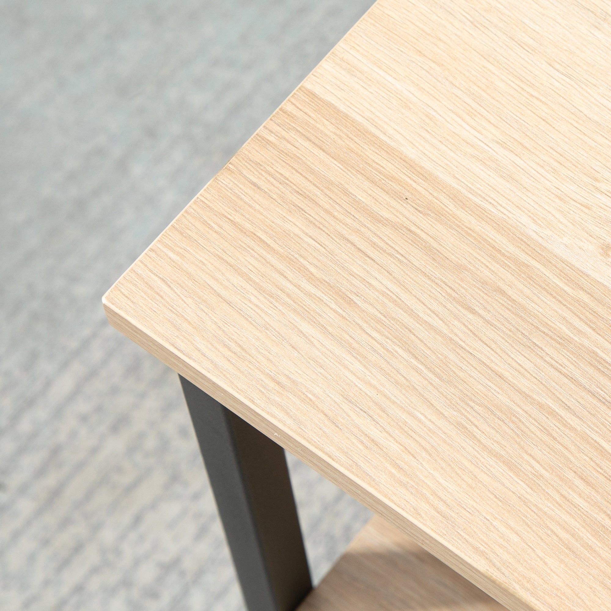 Mesa Auxiliar de 2 Níveis – 45x35x48cm – Preto – Madeira e Aço