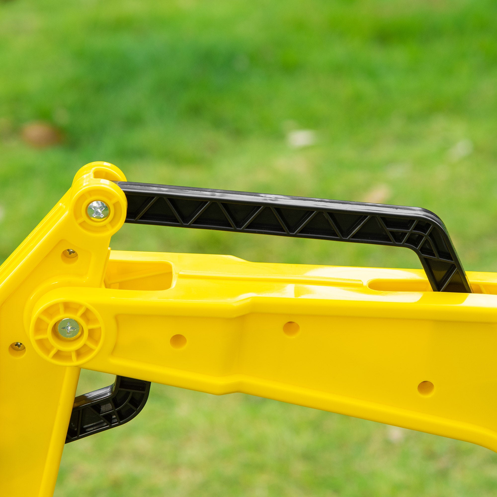 Trator a Pedais para Crianças Amarelo 107x42x71 cm