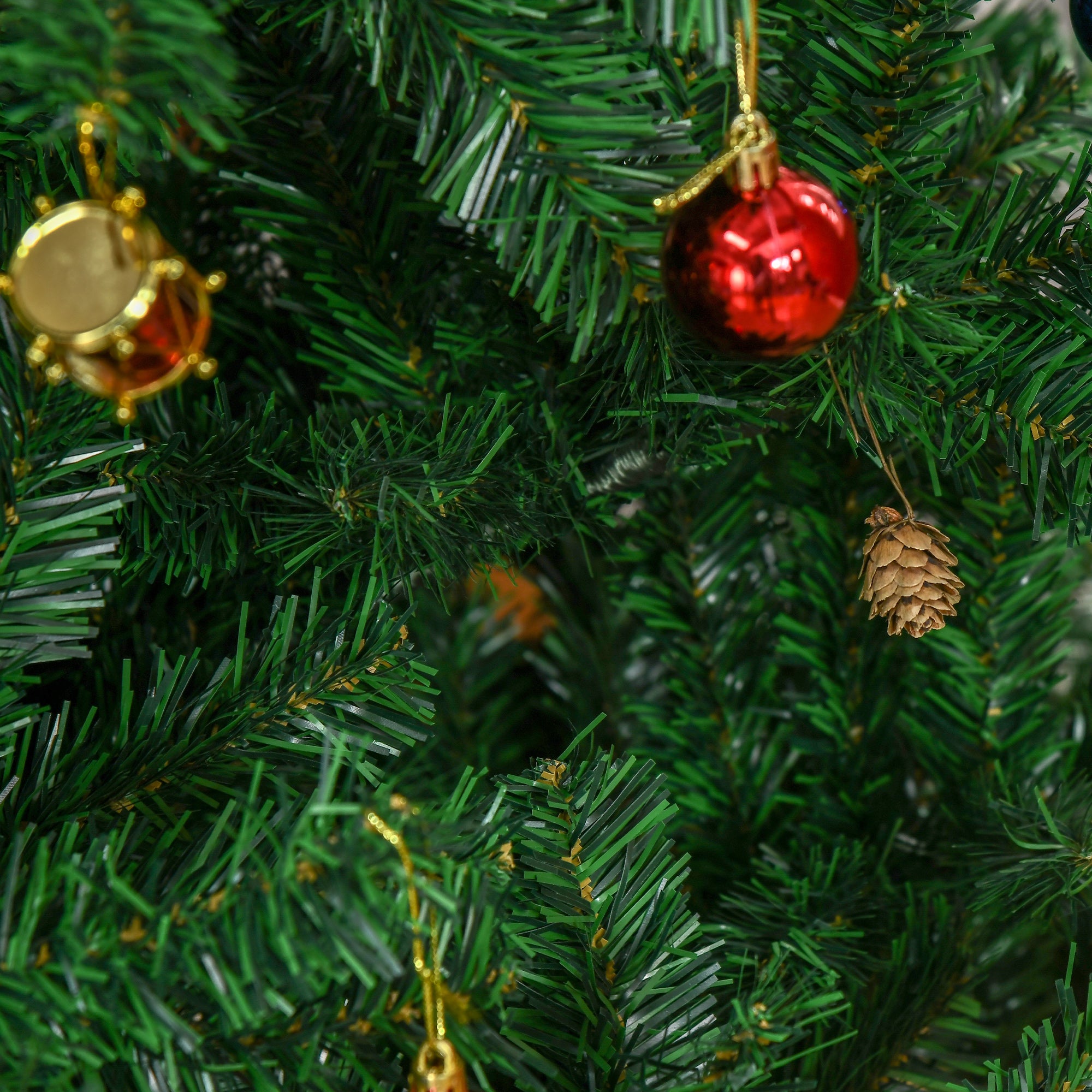 Árvore de Natal Artificial – 210cm – Verde – PVC e metal