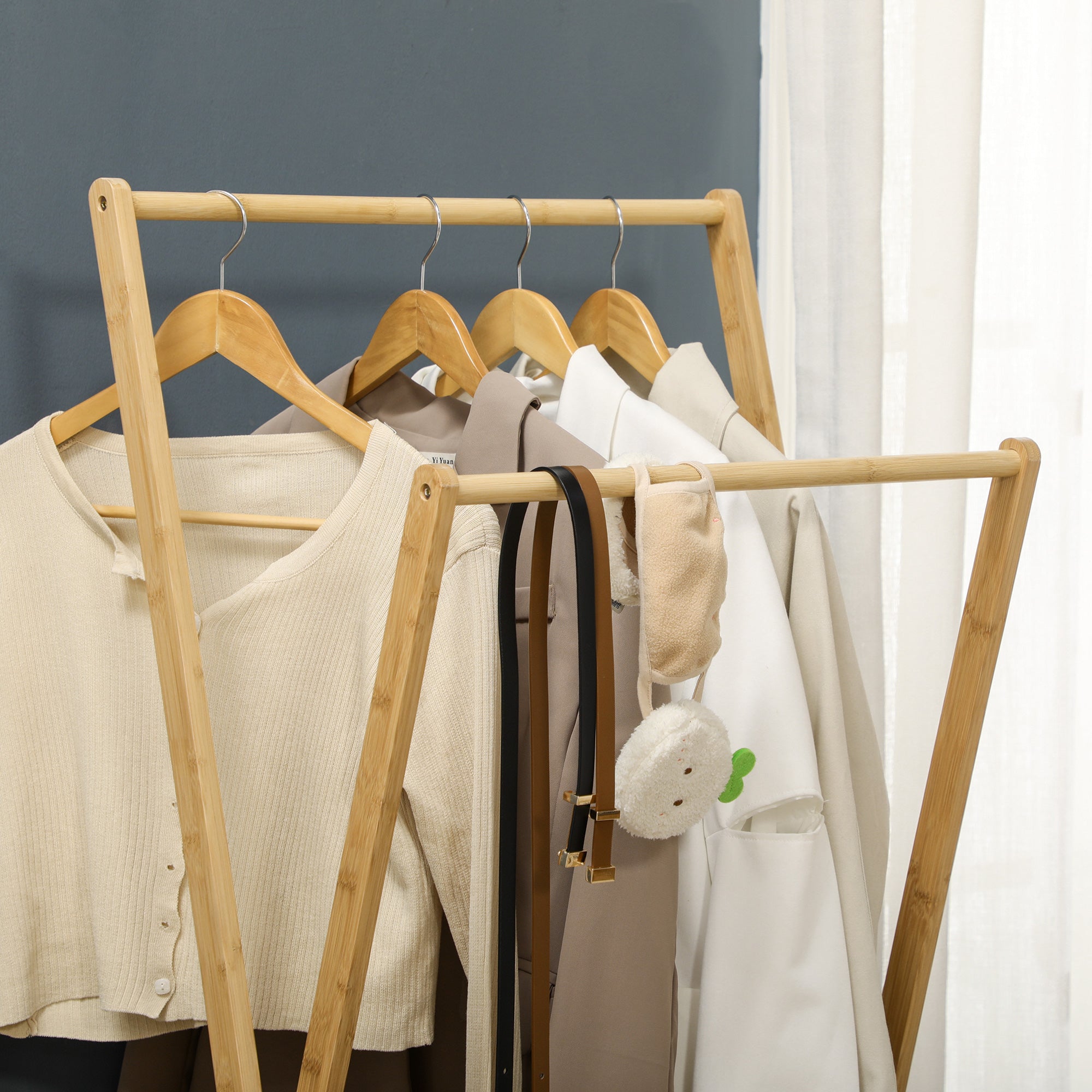 Suporte para Cabides de Bambu com Prateleira para Sapatos 74x42x150 cm Cor de Madeira Natural