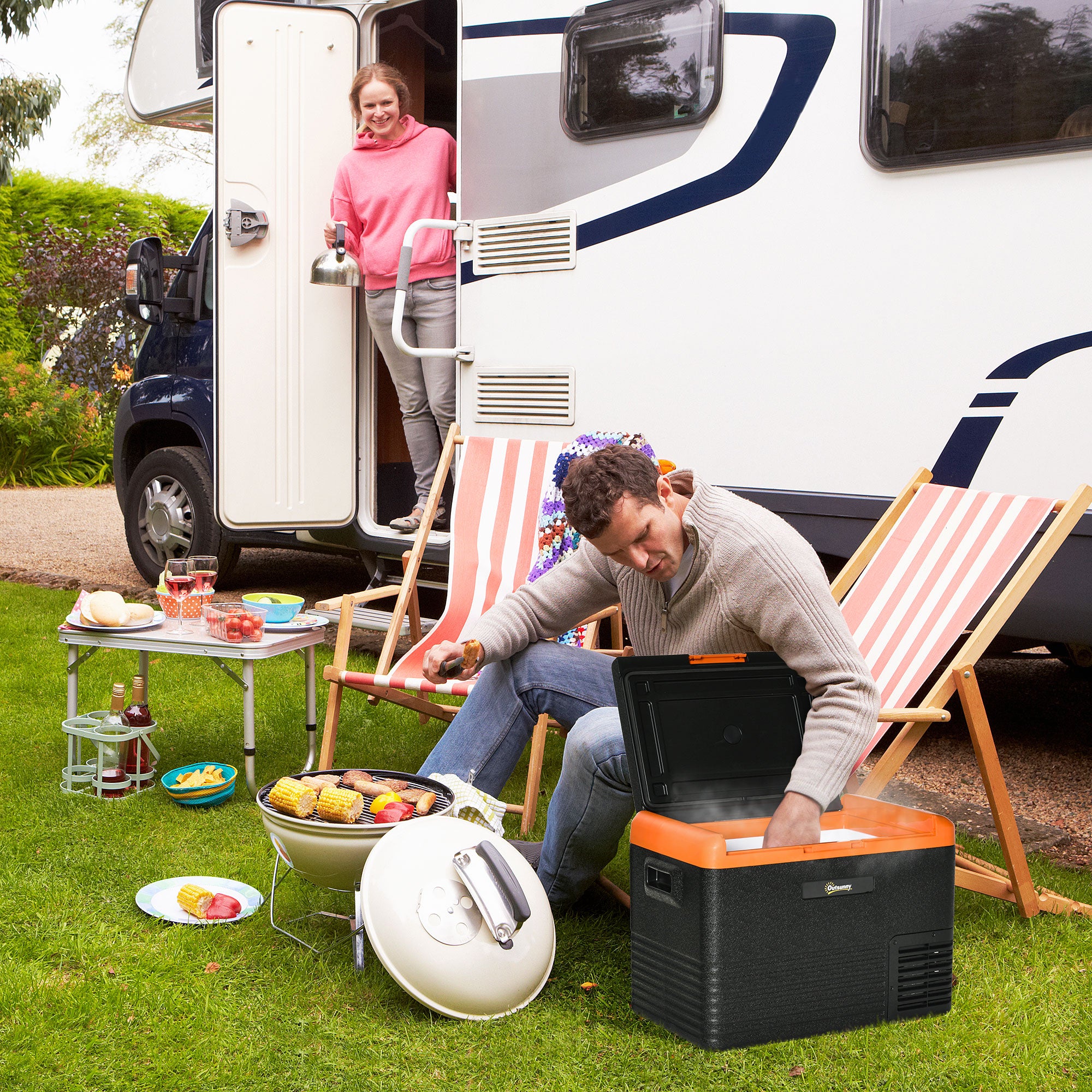 Mini Geleira Portátil Elétrica 40L - Preto e Laranja 58,7x36,5x43,8 cm