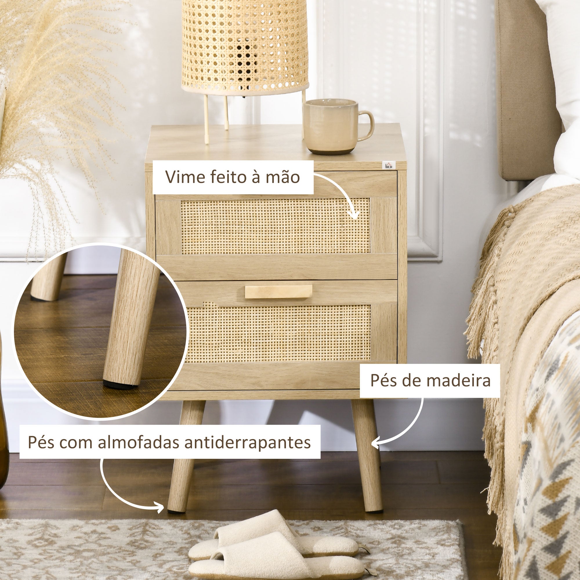 Mesa de Cabeceira Boémia com 2 Gavetas 40x40x56 cm - Cor de Madeira Natural