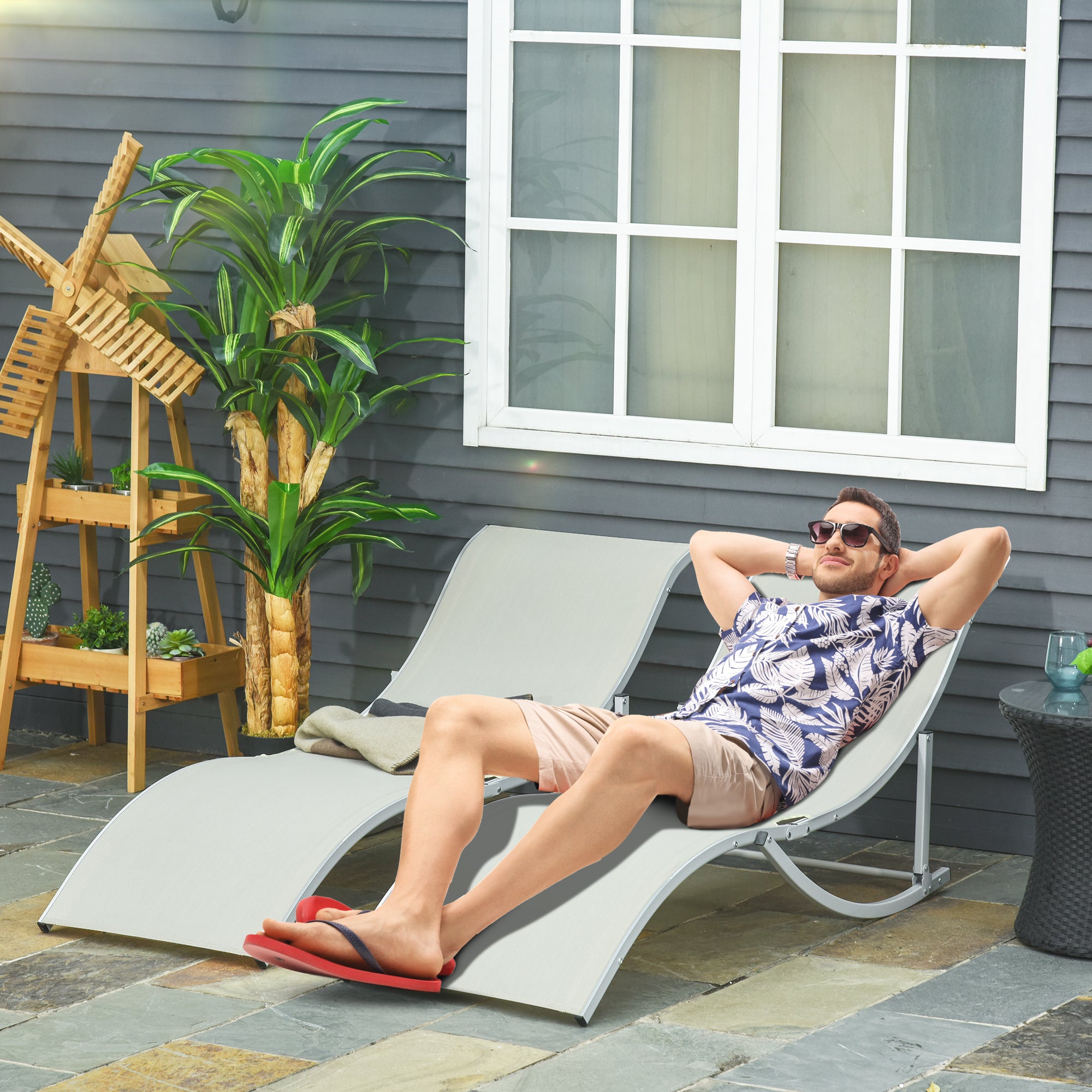 Espreguiçadeiras Ergonômicas Dobráveis em Forma de S 165x61x63 cm - Creme Branco