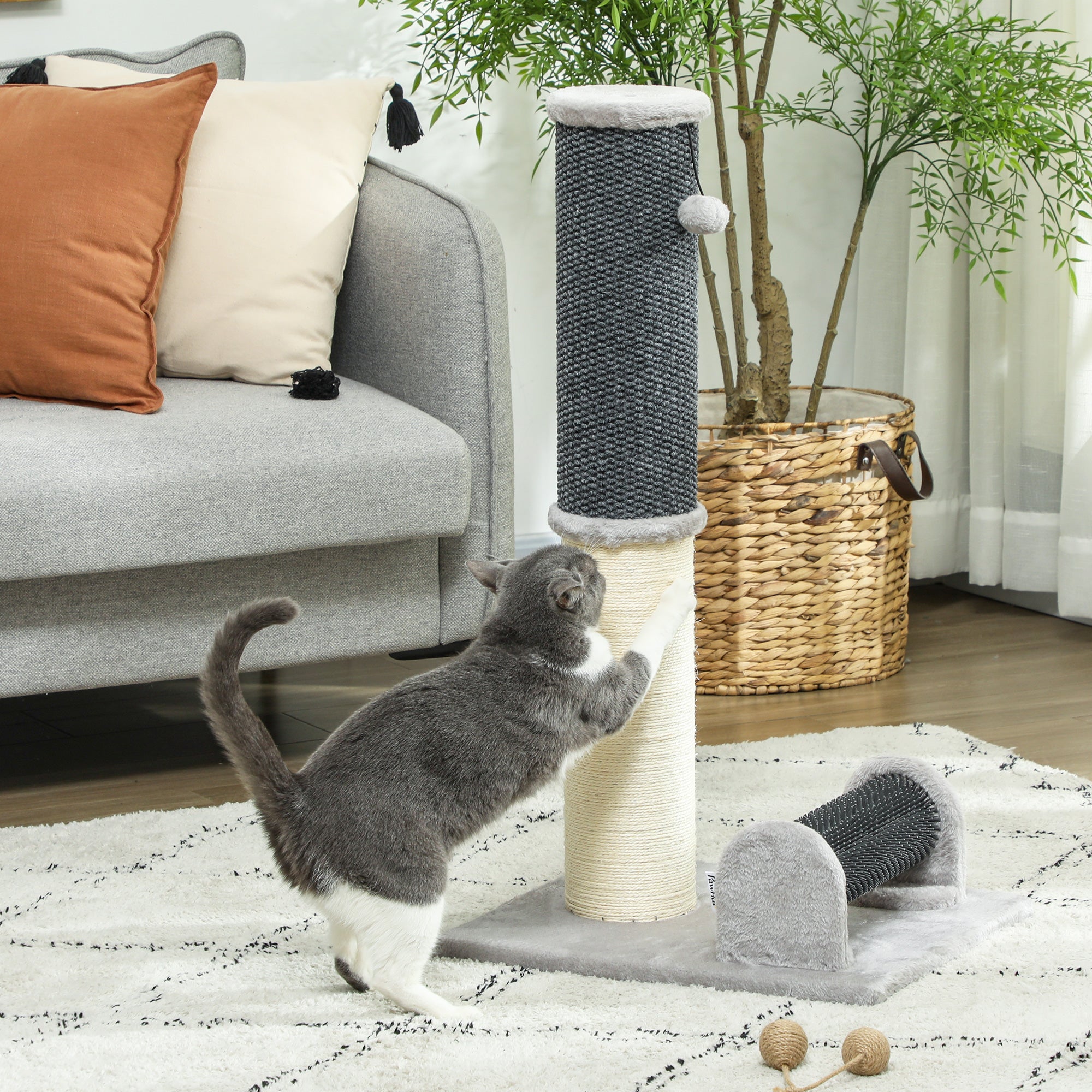 Arranhador para Gatos 40x48x85 cm Cinzento - Combina Arranhador, Escova de Auto Higiene e Bola Suspensa