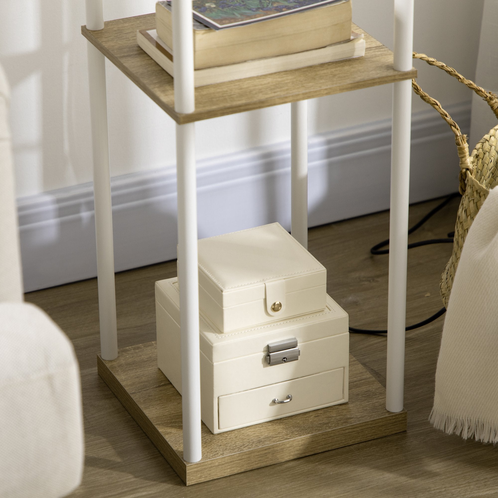 Candeeiro de Pé Moderno com Prateleiras – 26x26x159cm – Branco e Madeira – Metal e MDF