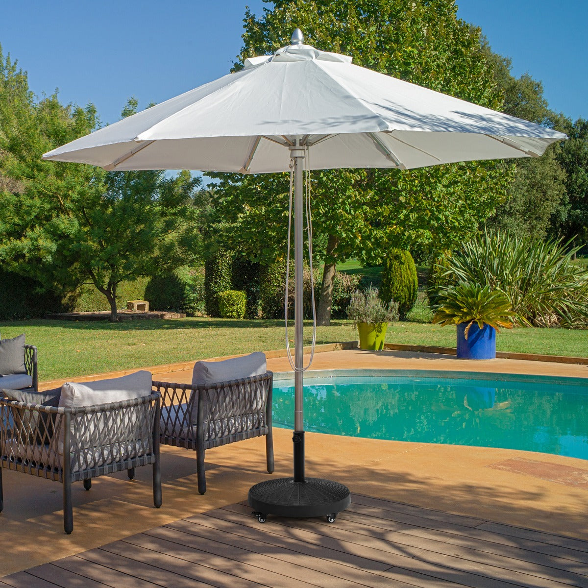 Base de Guarda-Sol em Resina – 43,5 cm – Design em Ratan