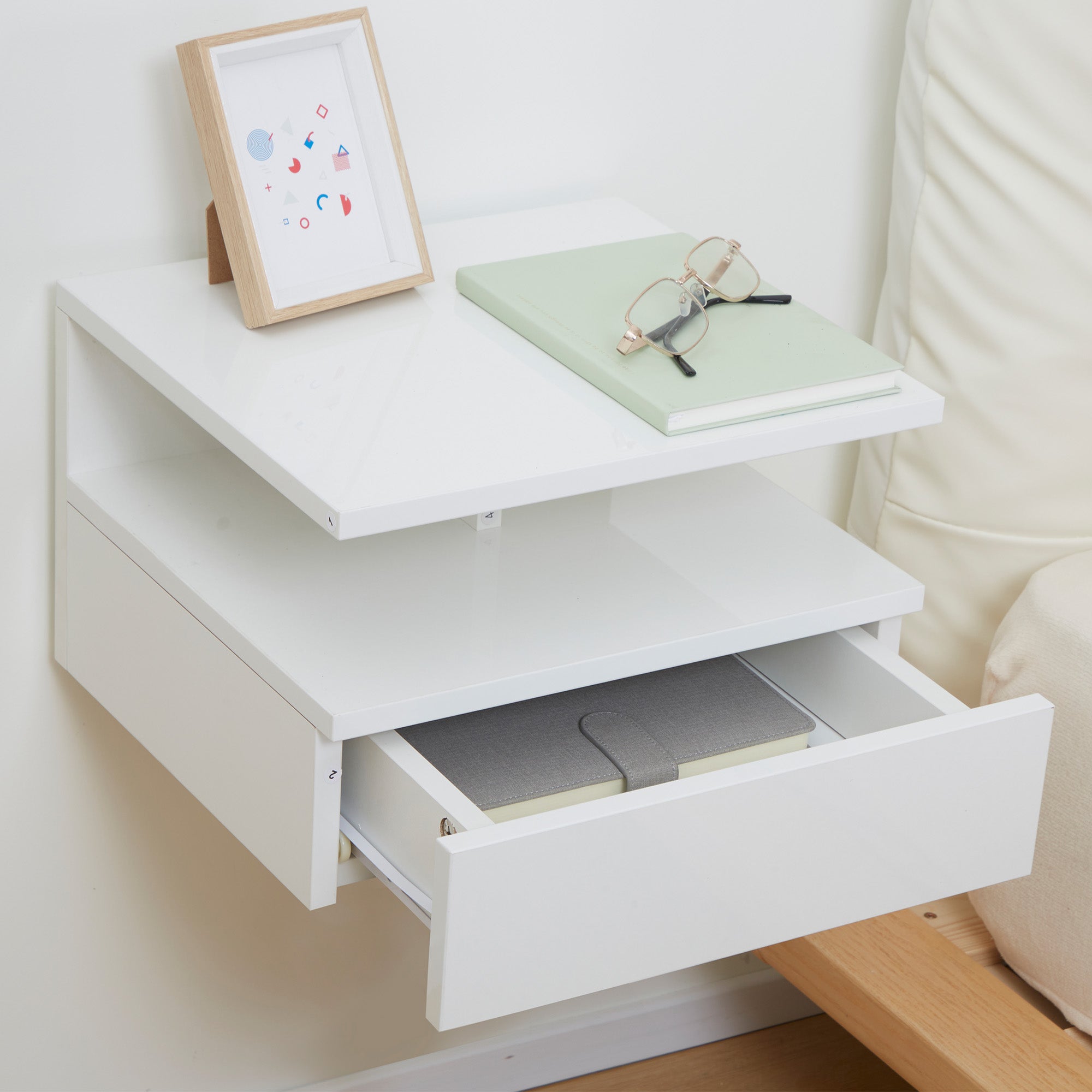 Conjunto de 2 Mesas de Cabeceira Flutuante 35x32x22,5 cm Branco de Alto Brilho