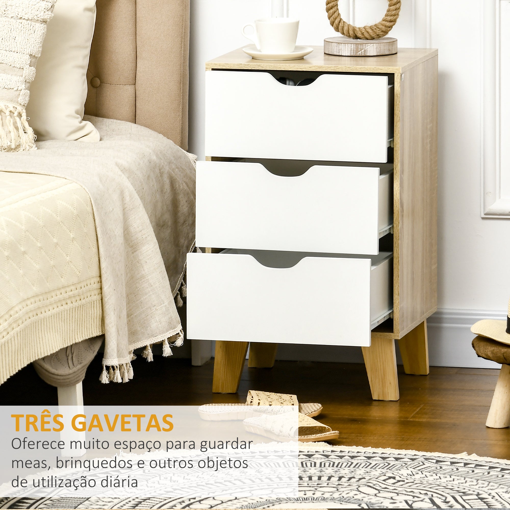 Mesa de Cabeceira 3 Gavetas 40x35x68.5cm Madeira e Branco
