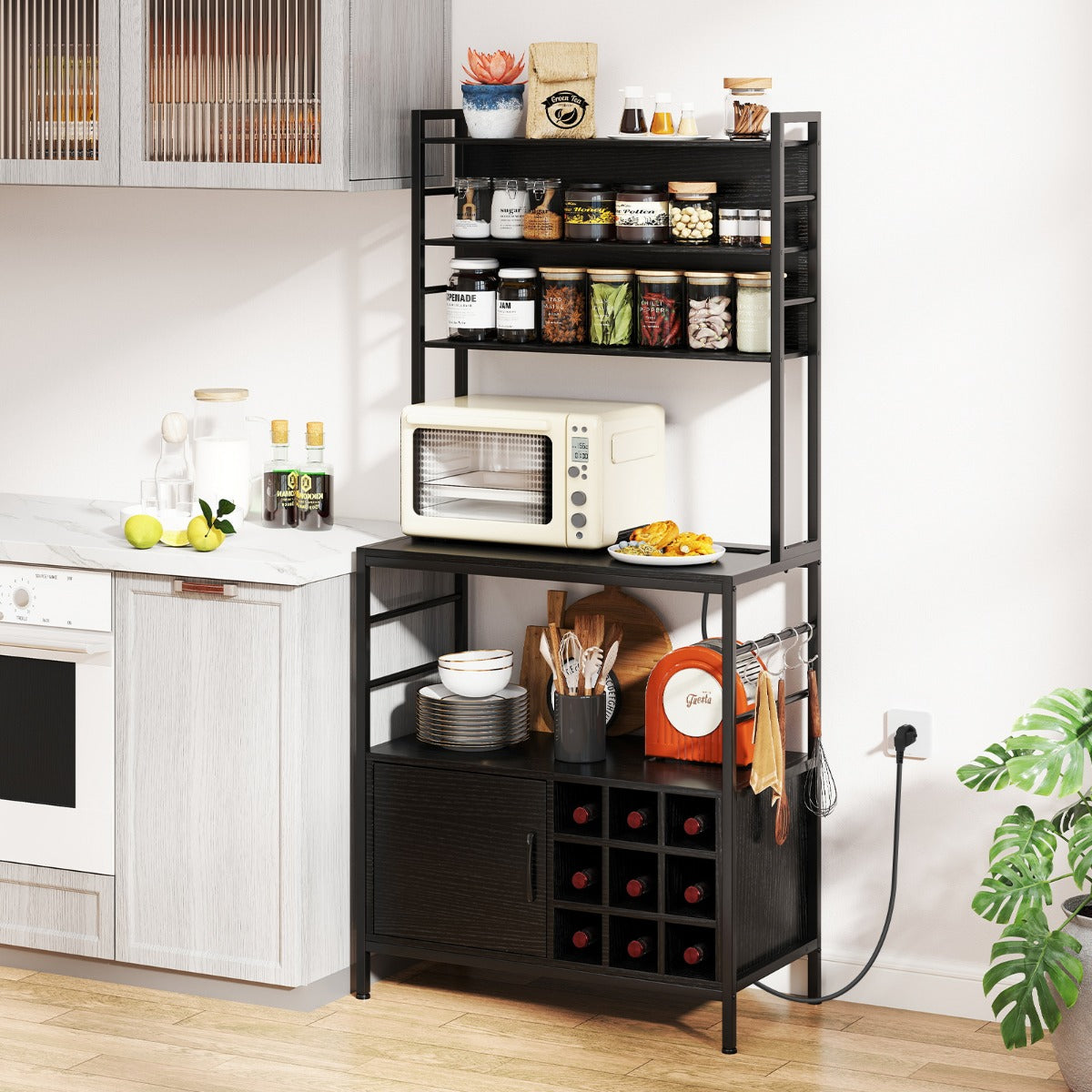 Estante de Cozinha com Garrafeira, Tomada de Energia Gabinete para Bar com Ganchos e Suportes para Garrafas de Vinho 80 x 40 x 170 cm - Preto