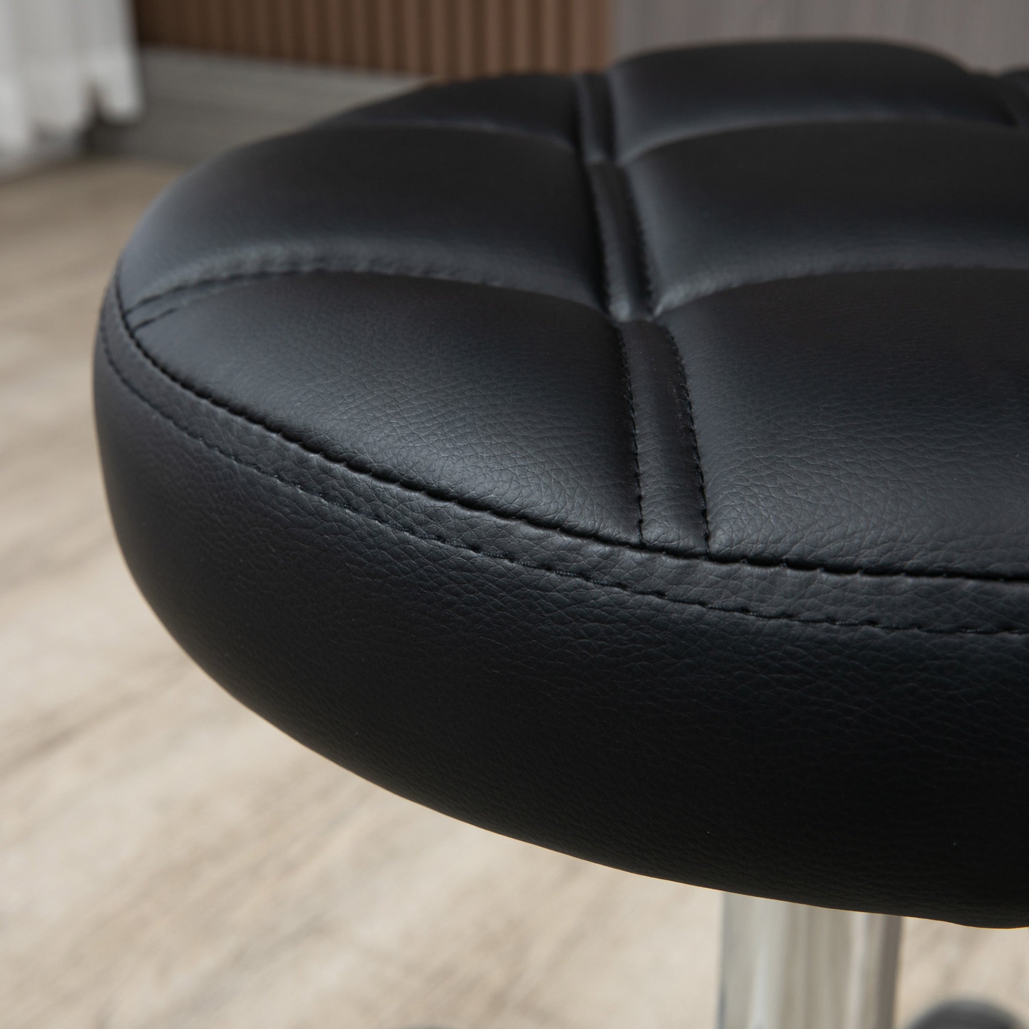 Banco Giratório Altura Ajustável 48-63 cm – Preto – Couro PU