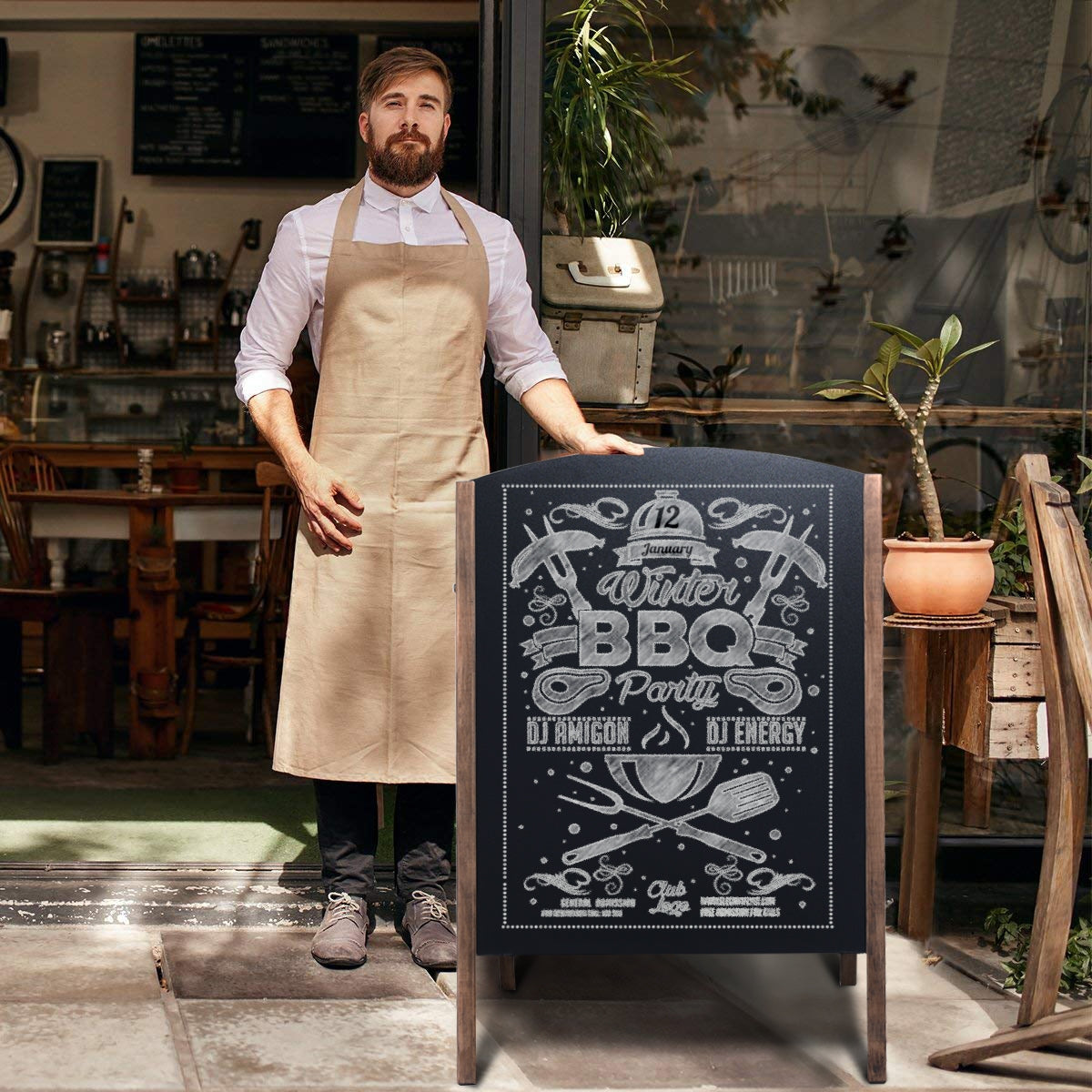 Cavalete de Pé Dobrável em Madeira para Mensagens Publicitárias em Bares, Restaurantes e Lojas