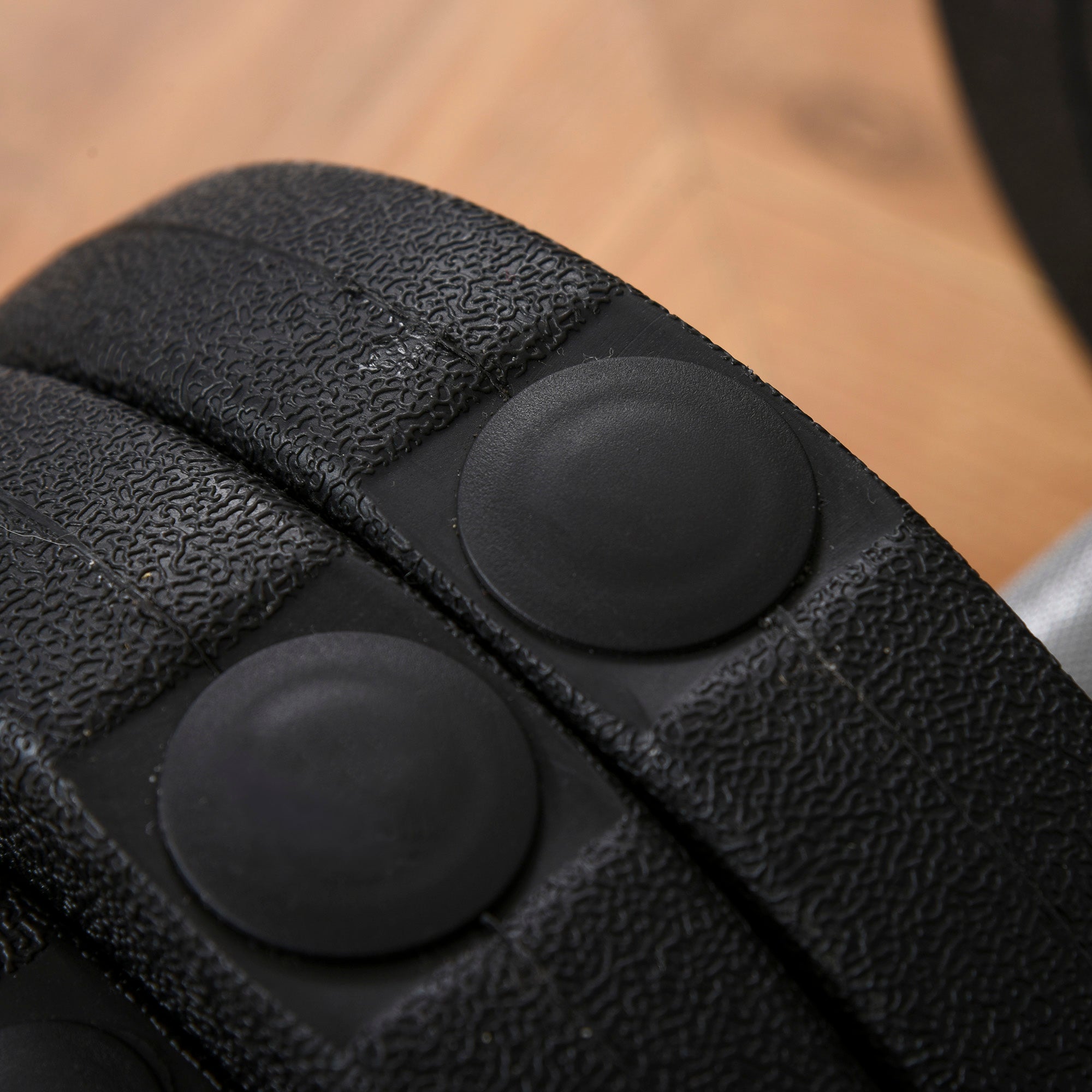 Conjunto de Halteres Ajustáveis 30kg – 43x18x7.5 cm – Preto – Aço e plástico