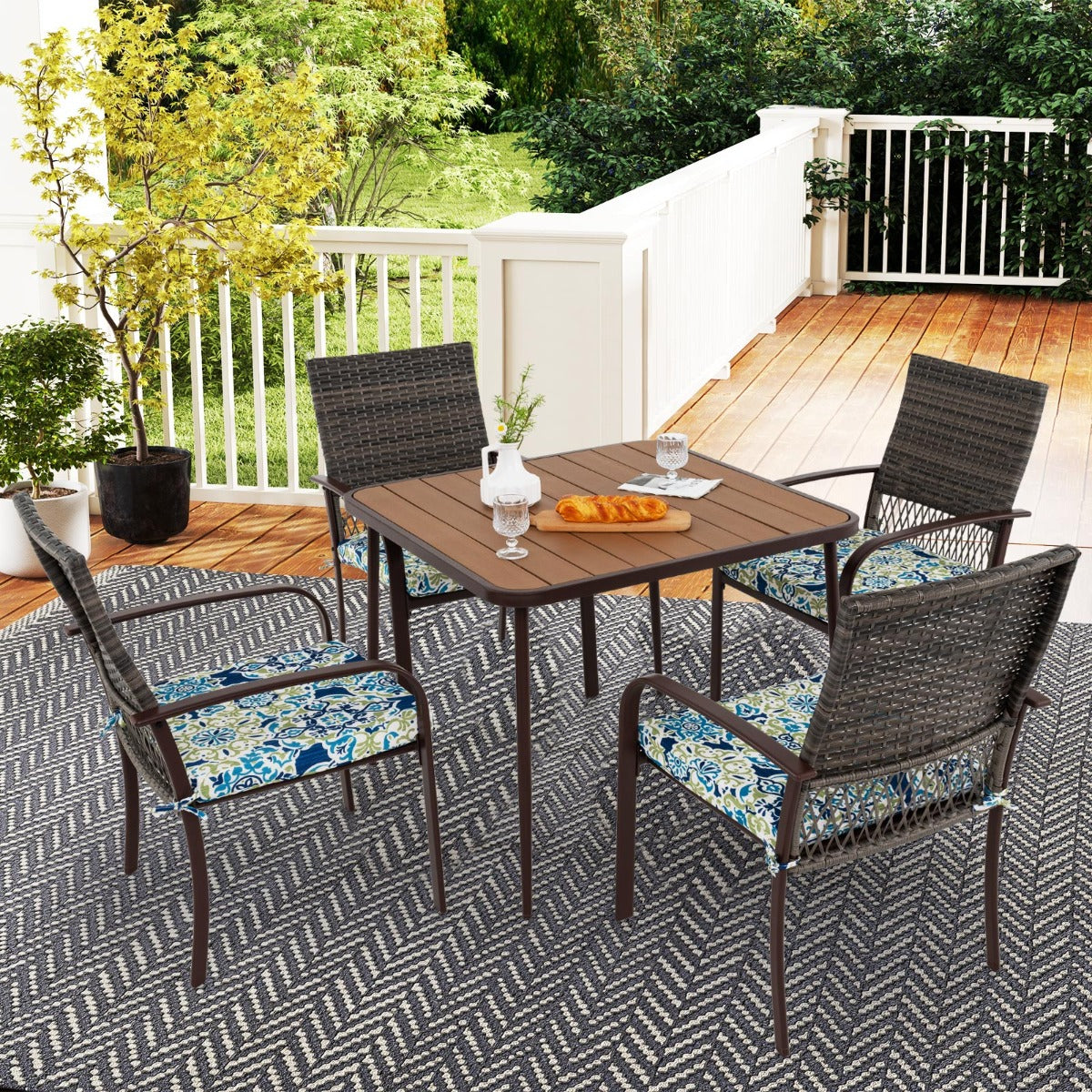 Conjunto de Jantar para Jardim – 4 Cadeiras de Ratan – 1 Mesa Quadrada – Metal