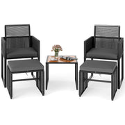 Conjunto de Mobiliário de Exterior em Ratan PE de 5 Peças com Otomanas, Almofadas e Mesa de Café em Madeira de Acácia - Cinzento