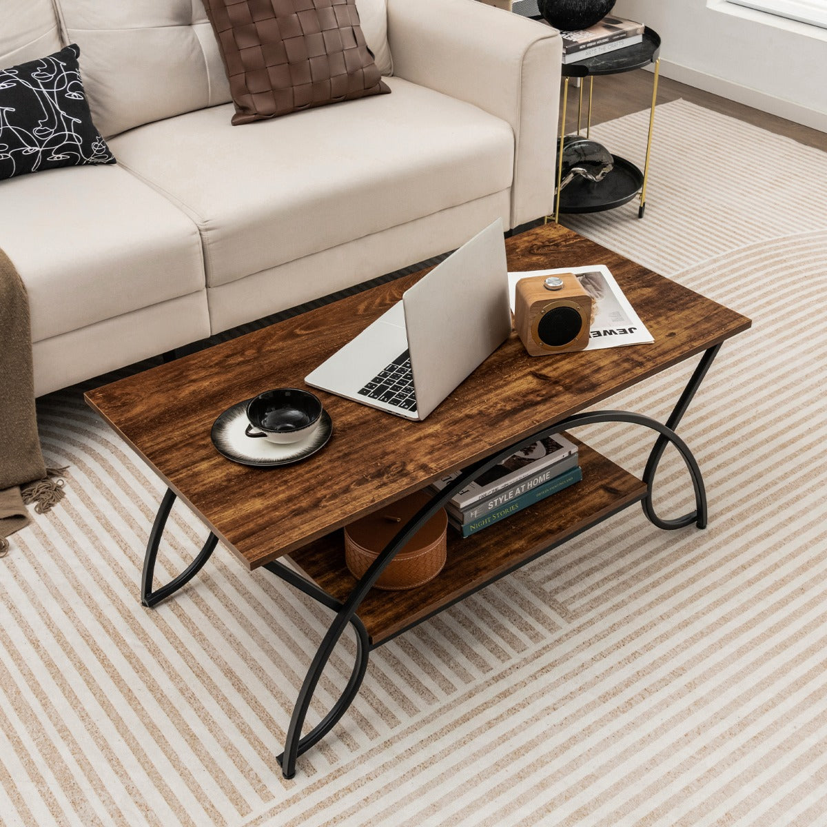 Mesa de Centro Moderna Imitação de Mármore Mesa Baixa 2 Níveis Estrutura de Metal Prateleira para Sala 100 x 50 x 45 cm - Castanho