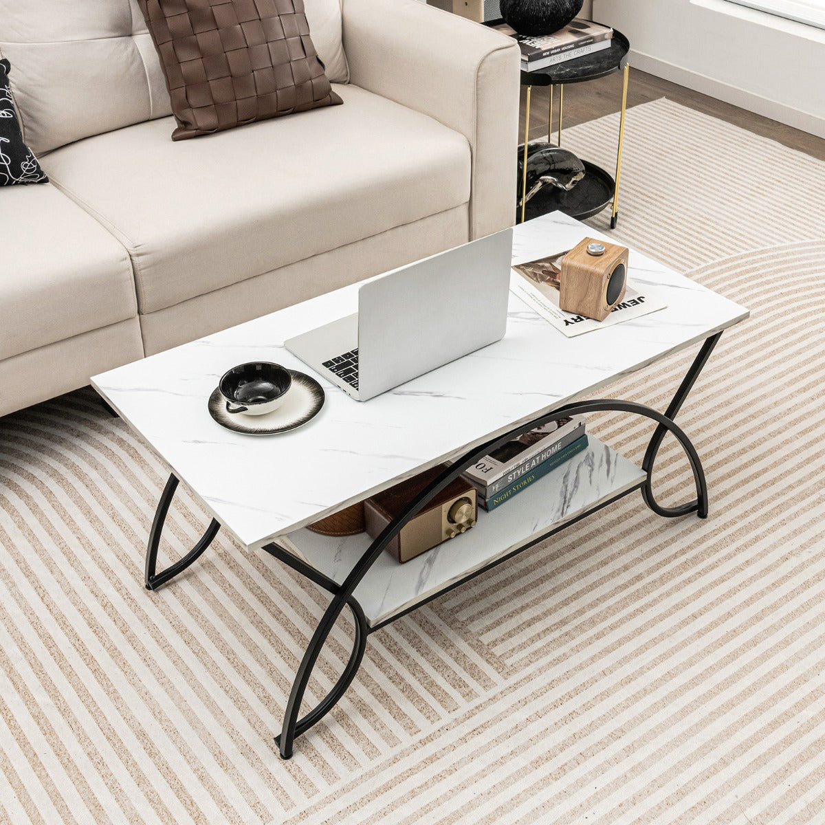Mesa de Centro Moderna Imitação de Mármore Mesa Baixa 2 Níveis Estrutura em Metal Prateleira para Sala 100 x 50 x 45 cm - Preto+Branco