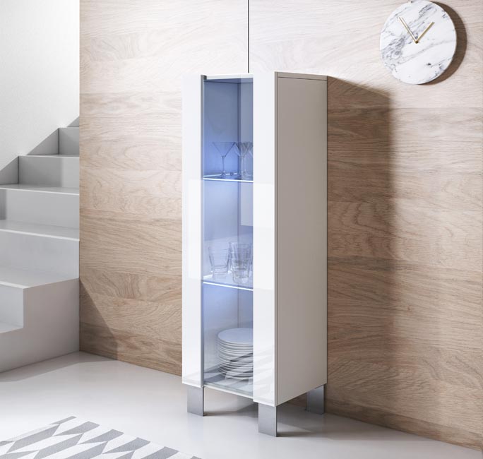 Vitrina modelo Leiko V2 (40x138cm) branco com pernas de alumínio