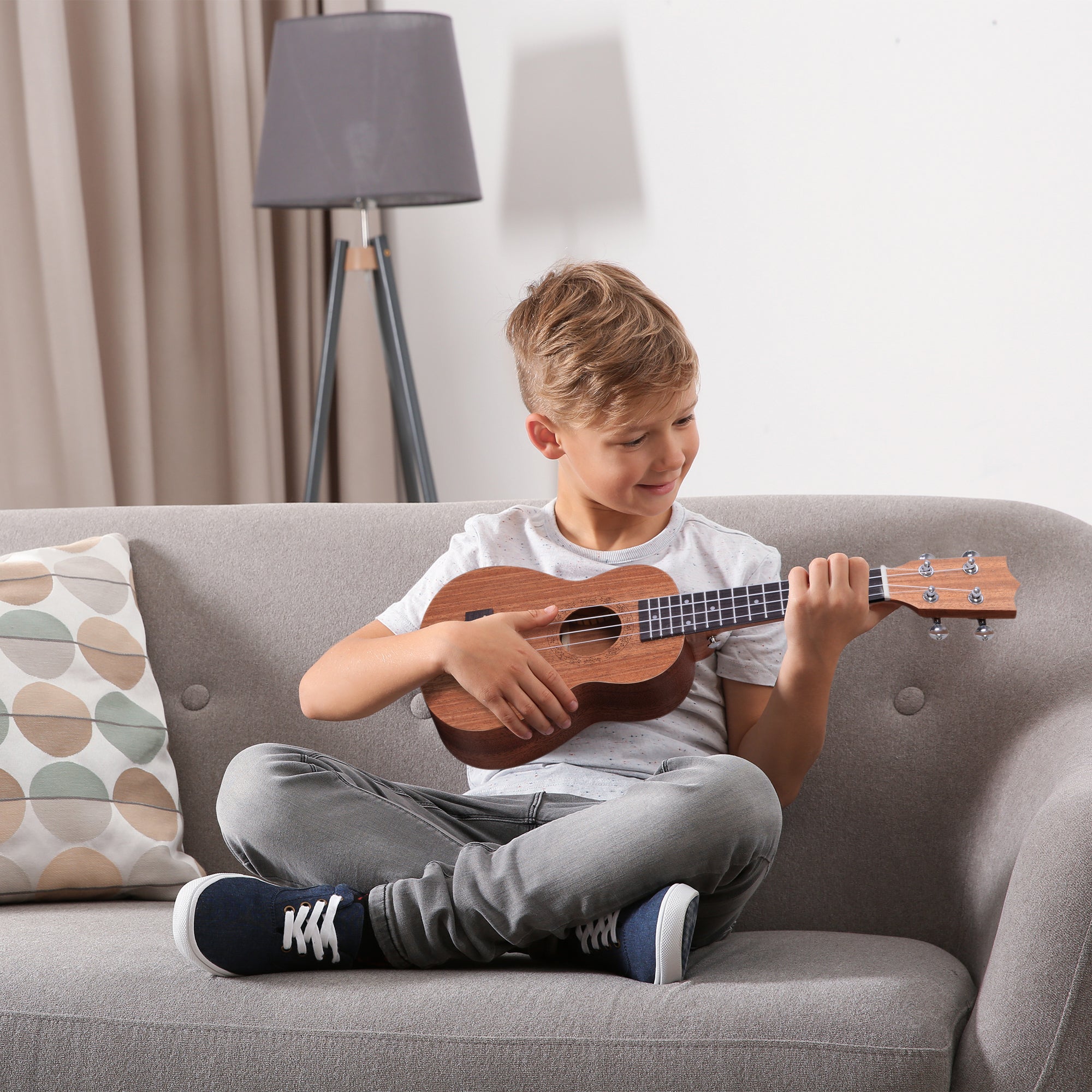 Ukelele Soprano 21 Polegadas Cor de Madeira Natural 53x17,5x6,2 cm