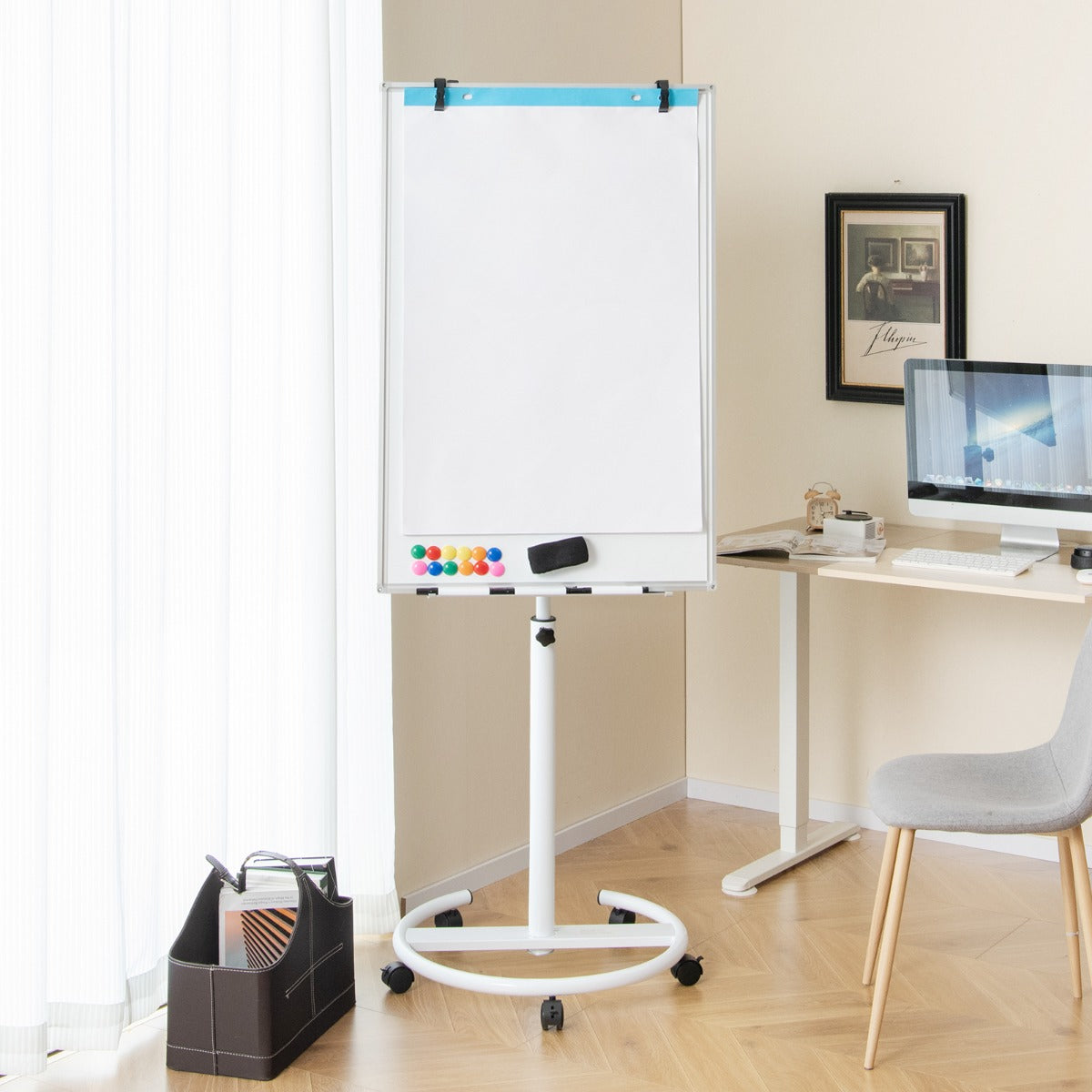 Pizarra Branca Magnética Ajustável em Altura com Rodas – 65 x 60 x 132-192 cm – Branco – Metal