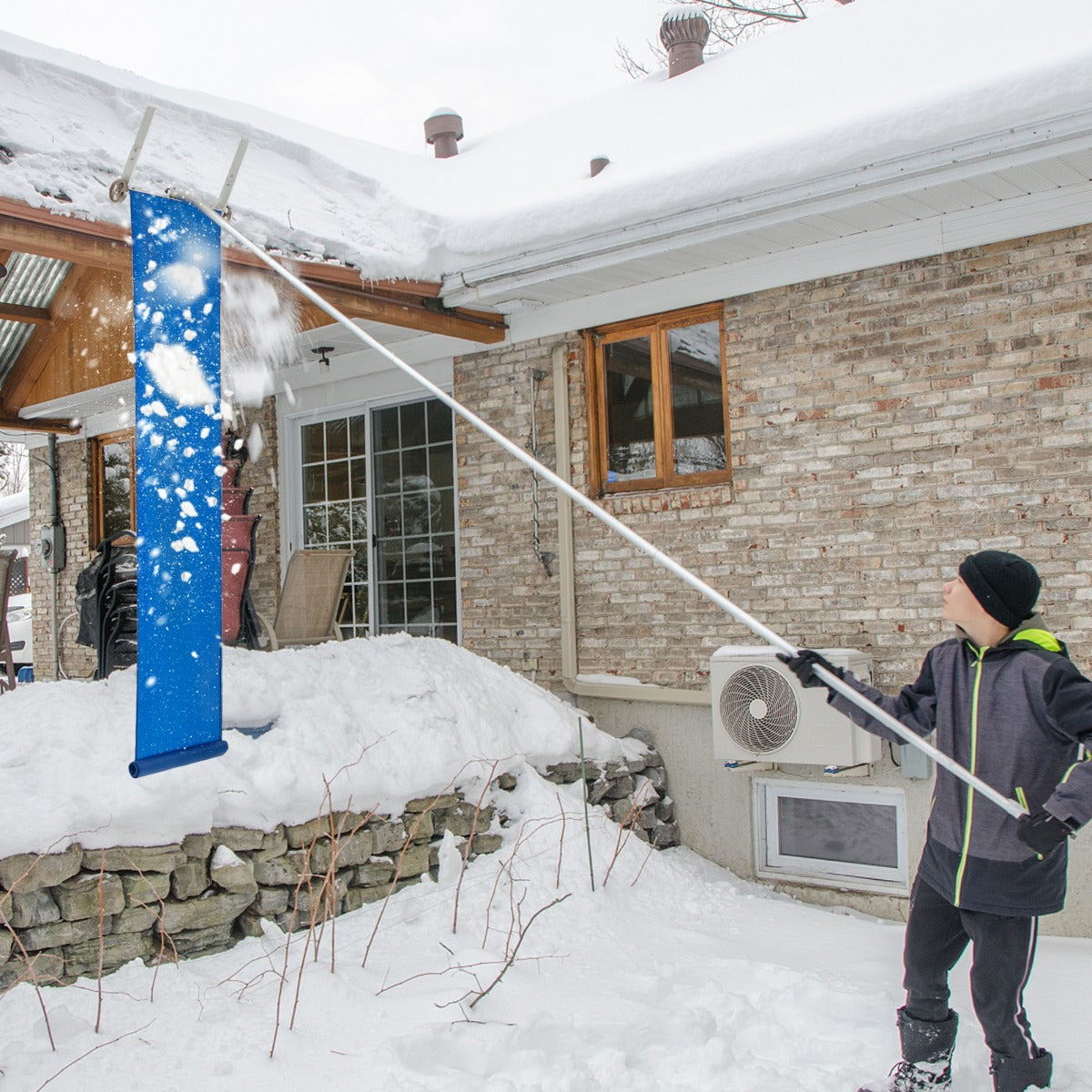 Rastrillo de Teto Ajustável de 151-661 cm para Remover Neve com Poste de 5 Secções Estrutura de Alumínio e Pega Antiderrapante para Casa e Veículo