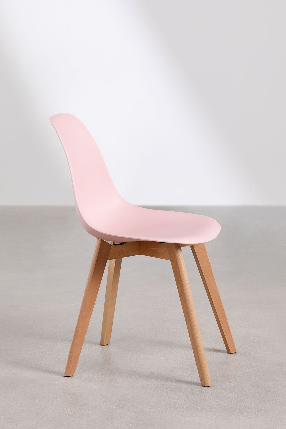 Cadeira de Jantar – Scand Nordic em Polipropileno e Madeira de Faia - Cor Rosa Claro