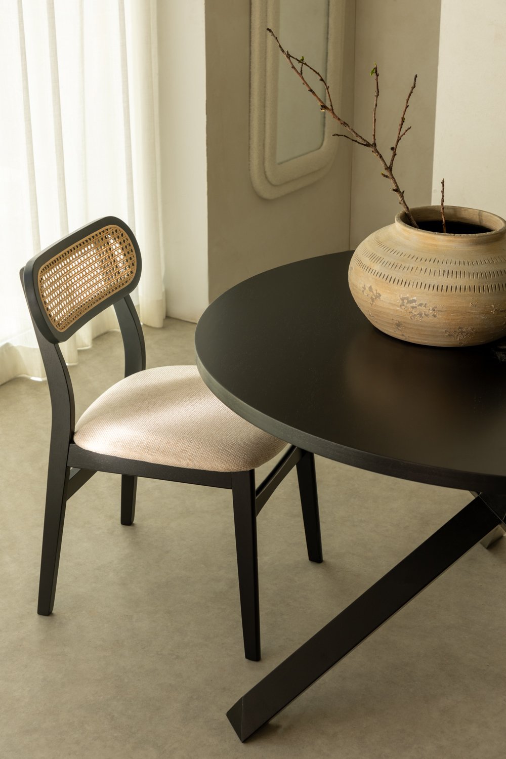 Cadeira de Jantar – Leivel Preto Claro