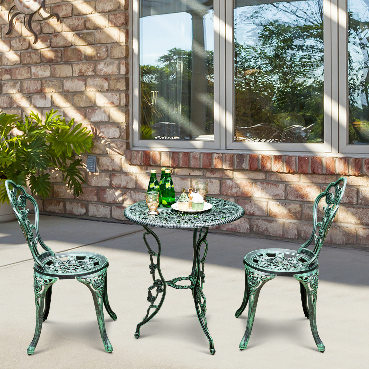 Conjunto de Jantar de Jardim - 2 Cadeiras e 1 Mesacom Orifício para Guarda-Sol e 2 Cadeiras de Jardim em Fundição e Alumínio