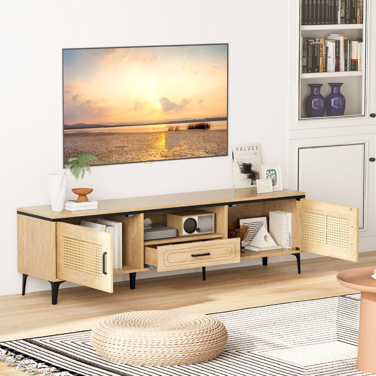 Móvel de TV com 2 Armários e Gaveta de Arrumação com Orifício para Cabos para TV de 65 Polegadas 150 x 35 x 45,5 cm Natural