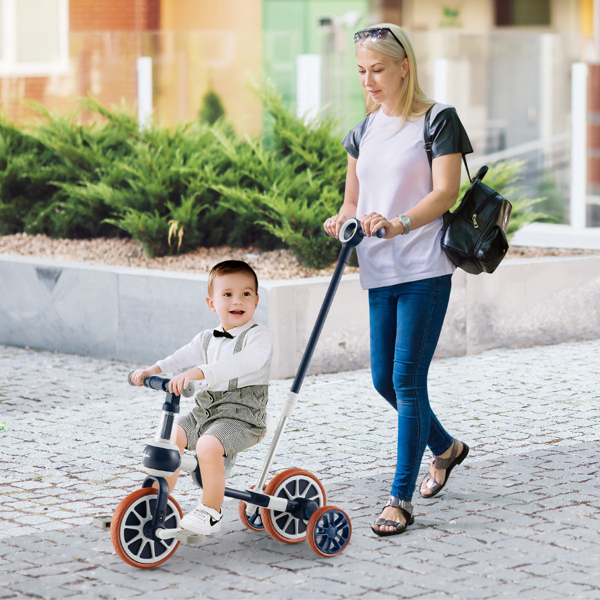 Triciclo para Crianças 2-4 Anos Bicicleta de Equilíbrio 4 em 1 com Altura Ajustável Pedais e Rodas Desmontáveis 37 x 72 x 101 cm Azul