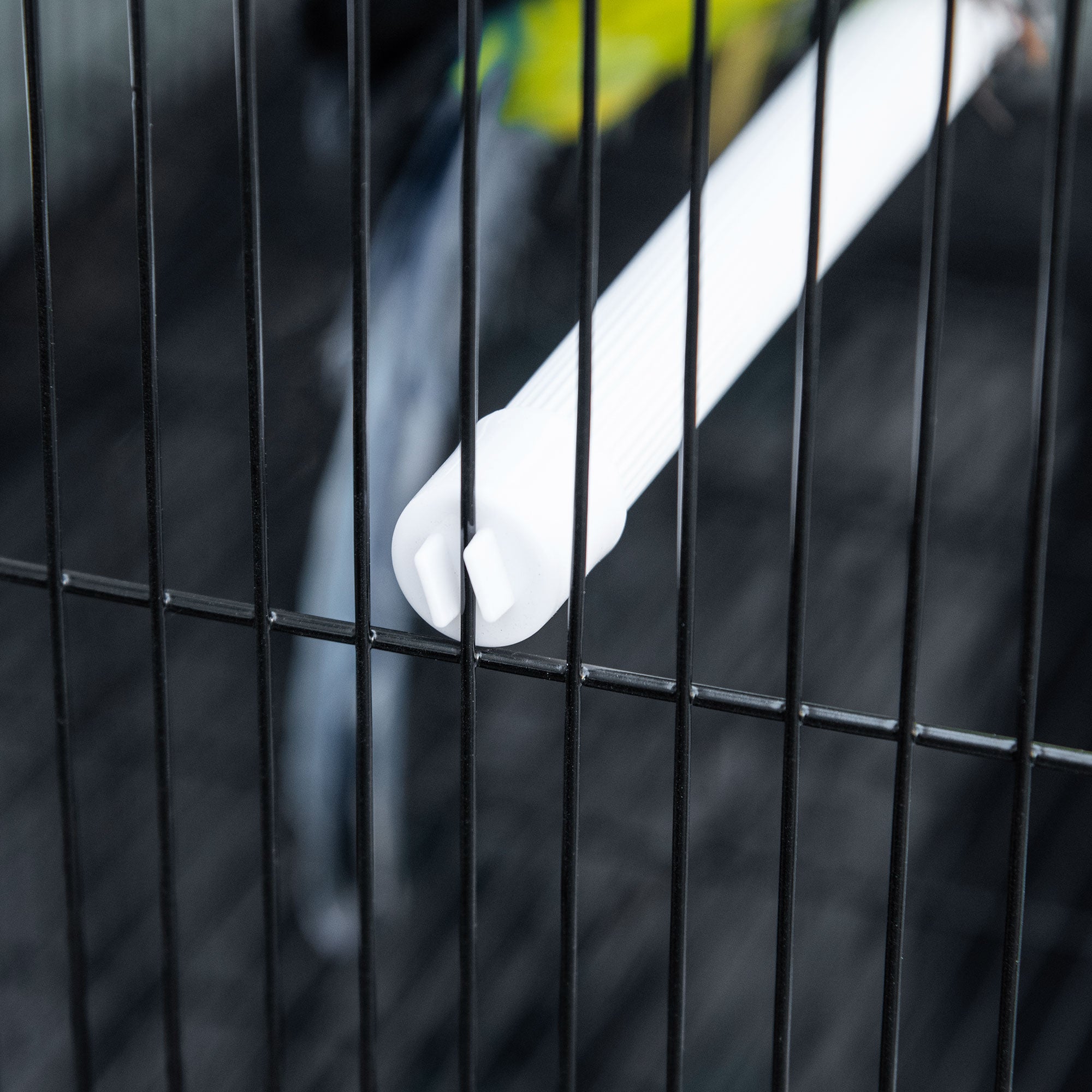 Gaiola para Pássaros – 60x41x41cm – Preto – Metal