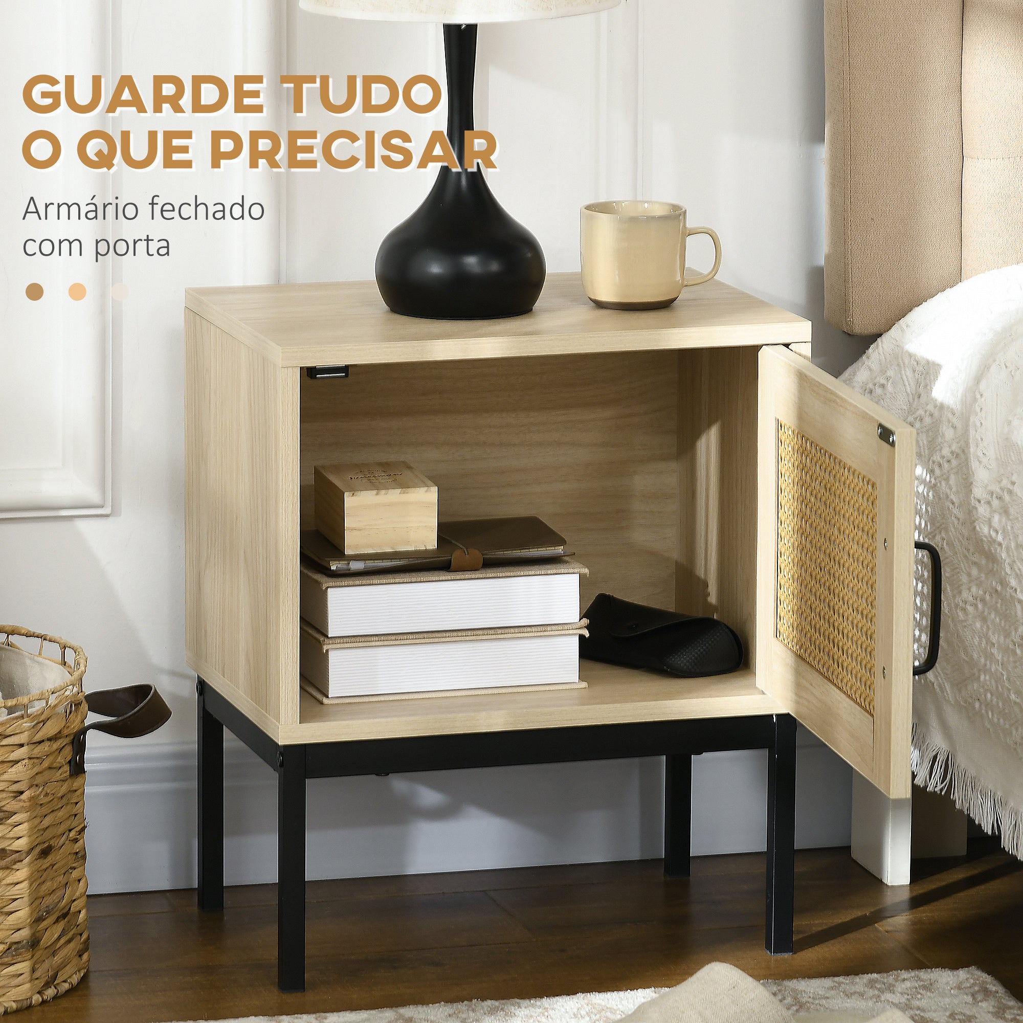 Mesa de Cabeceira Estilo Cannage 43x30x51 cm - Madeira e Preto