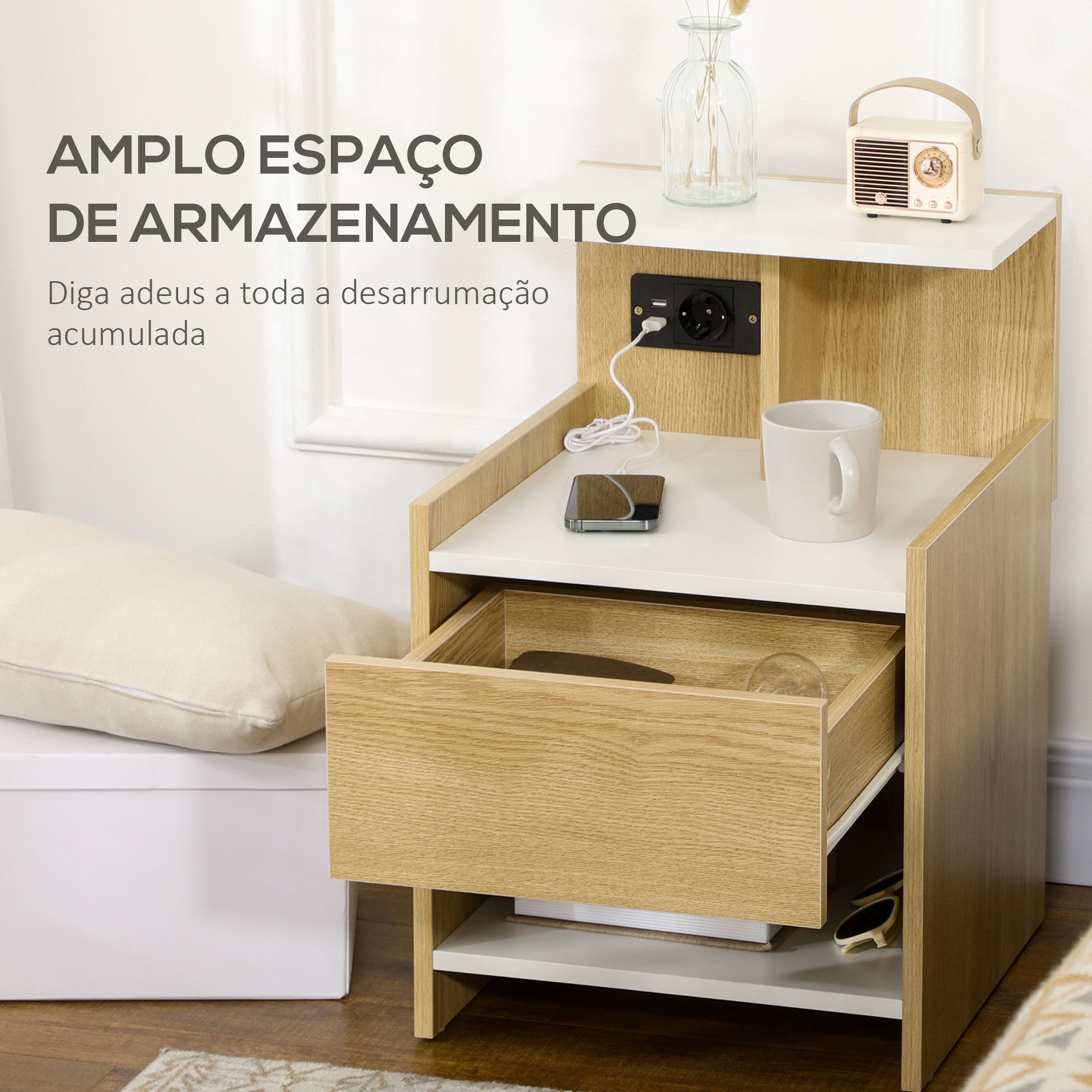 Mesa de Cabeceira Moderna com Entrada USB e Tomada Elétrica - 40x40x60 cm - Cor de Madeira Natural