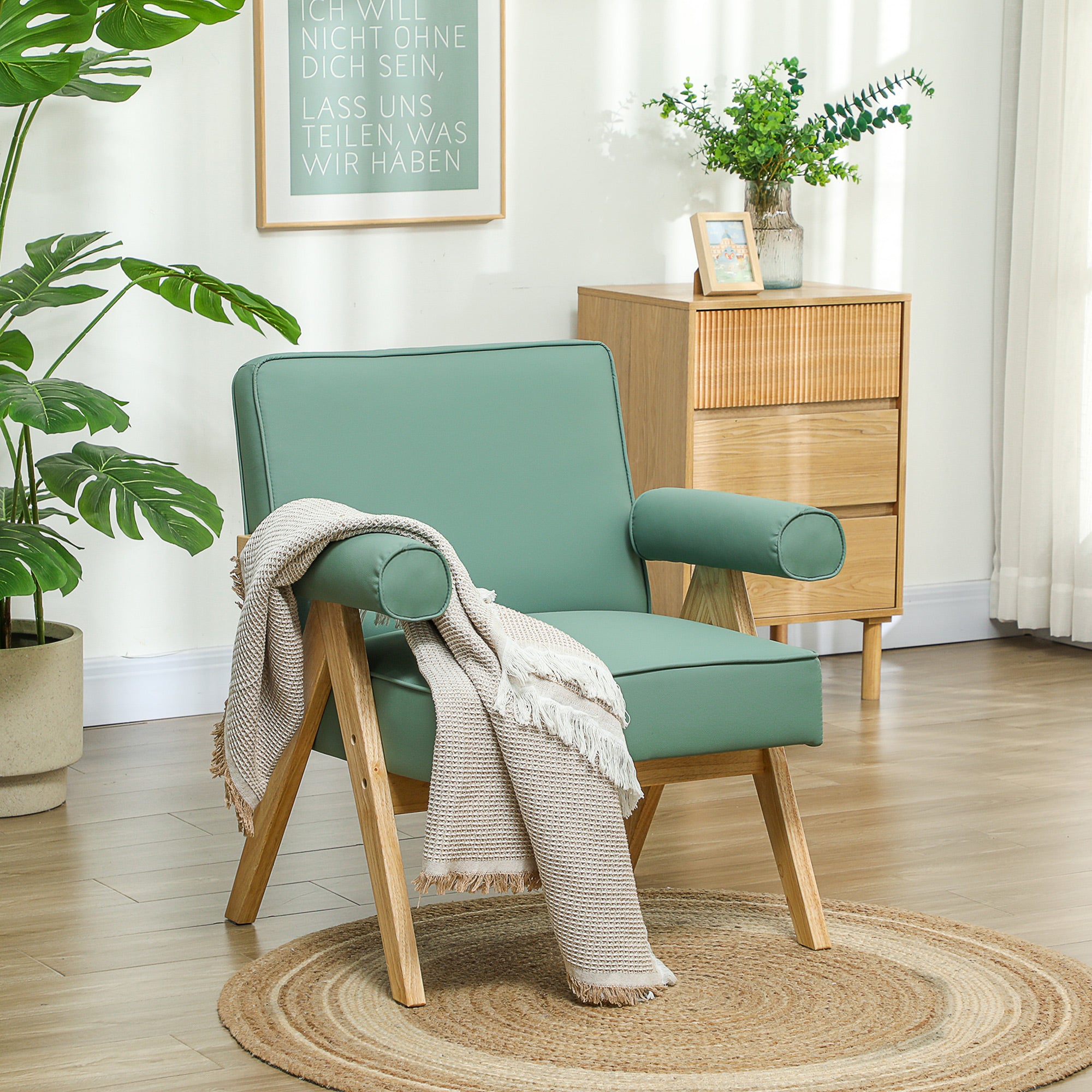 Poltrona Estofada Verde 73x70x80 cm - Conforto e Elegância para a sua Sala de Estar